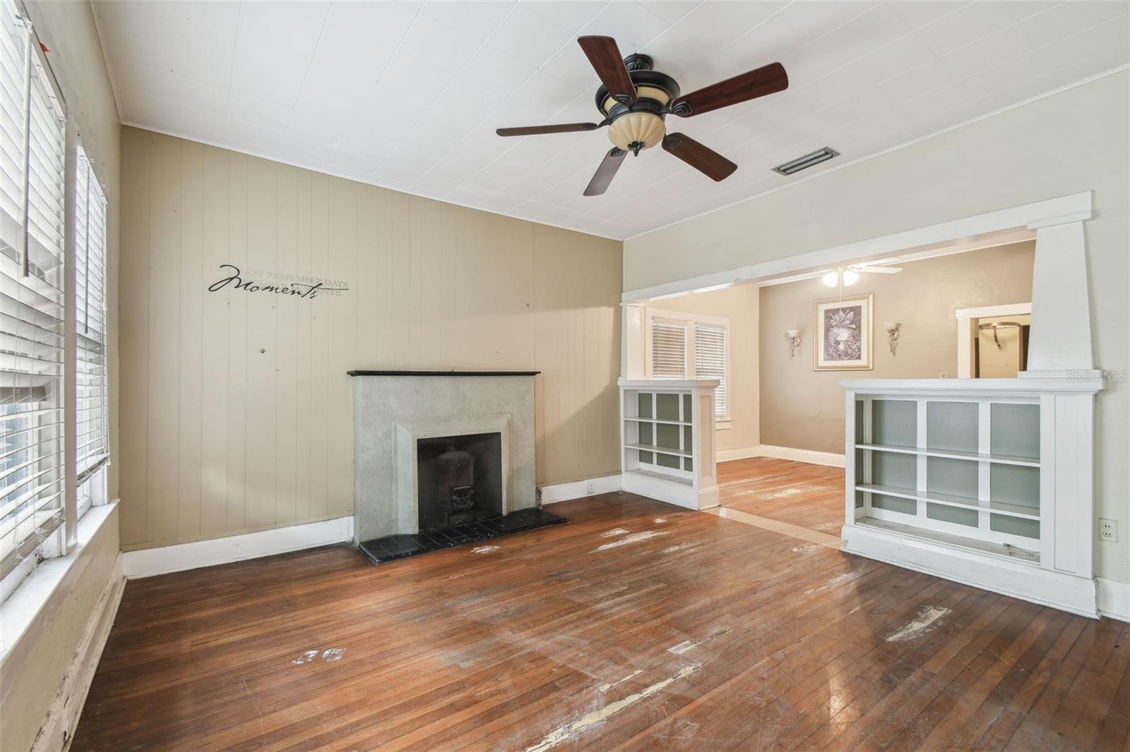 Image 23 of 90 For 702 Virginia Avenue