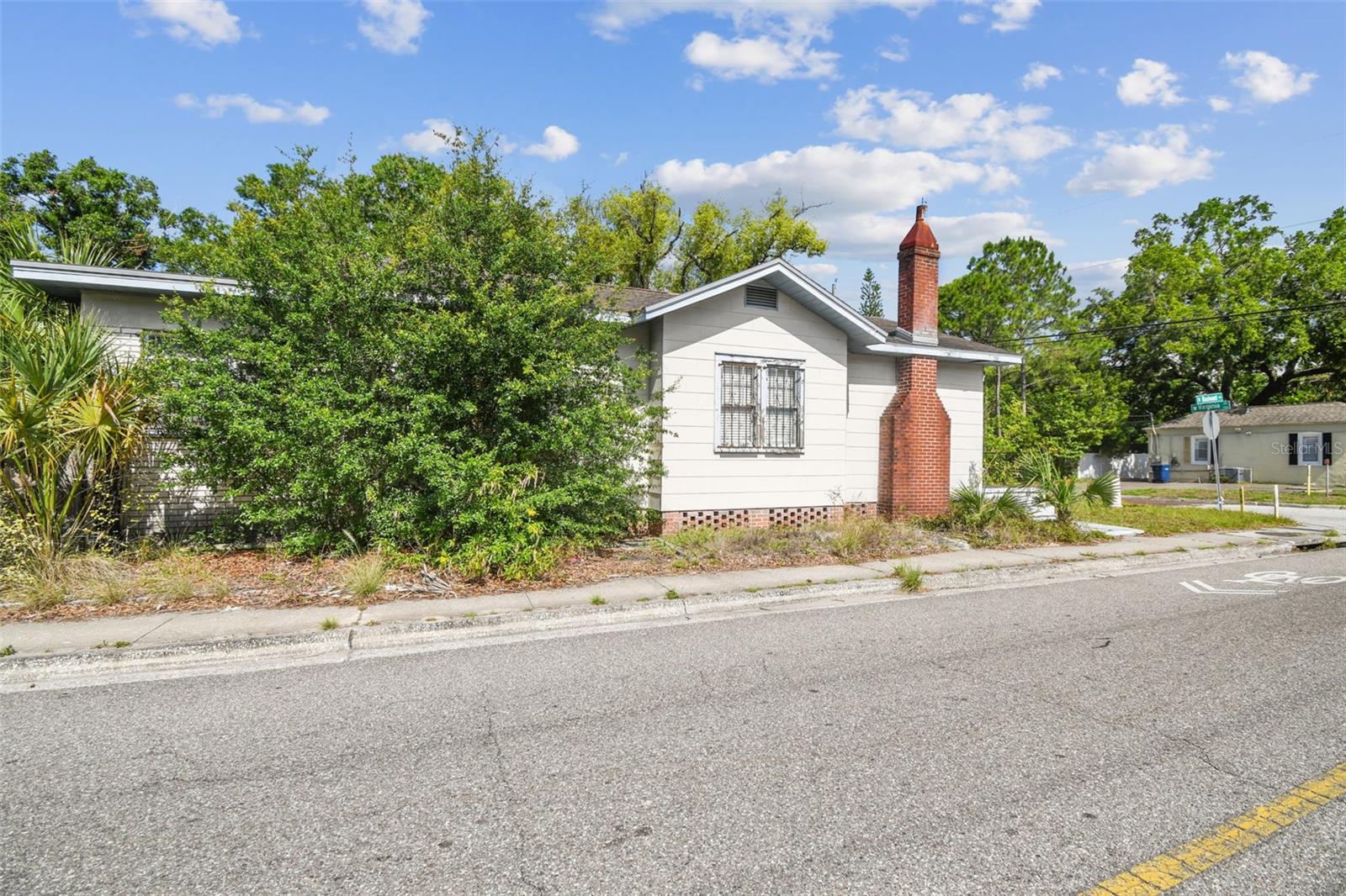 Image 59 of 90 For 702 Virginia Avenue