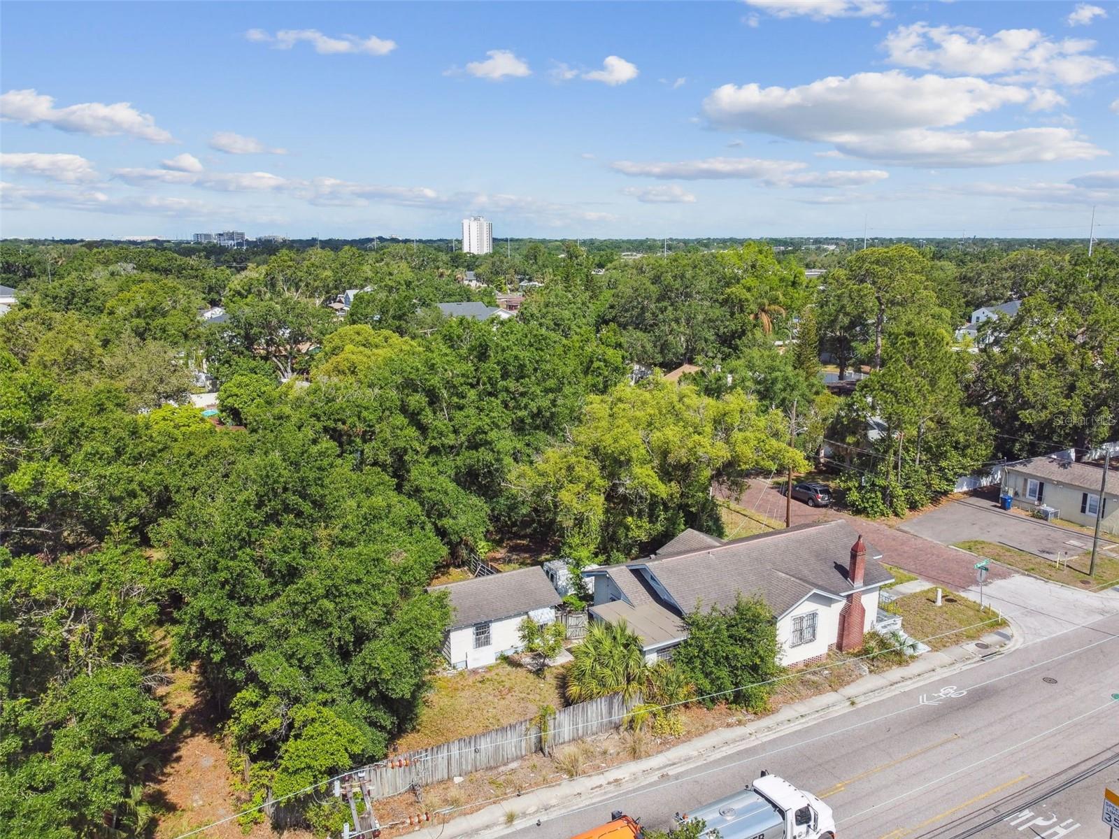 Image 73 of 90 For 702 Virginia Avenue