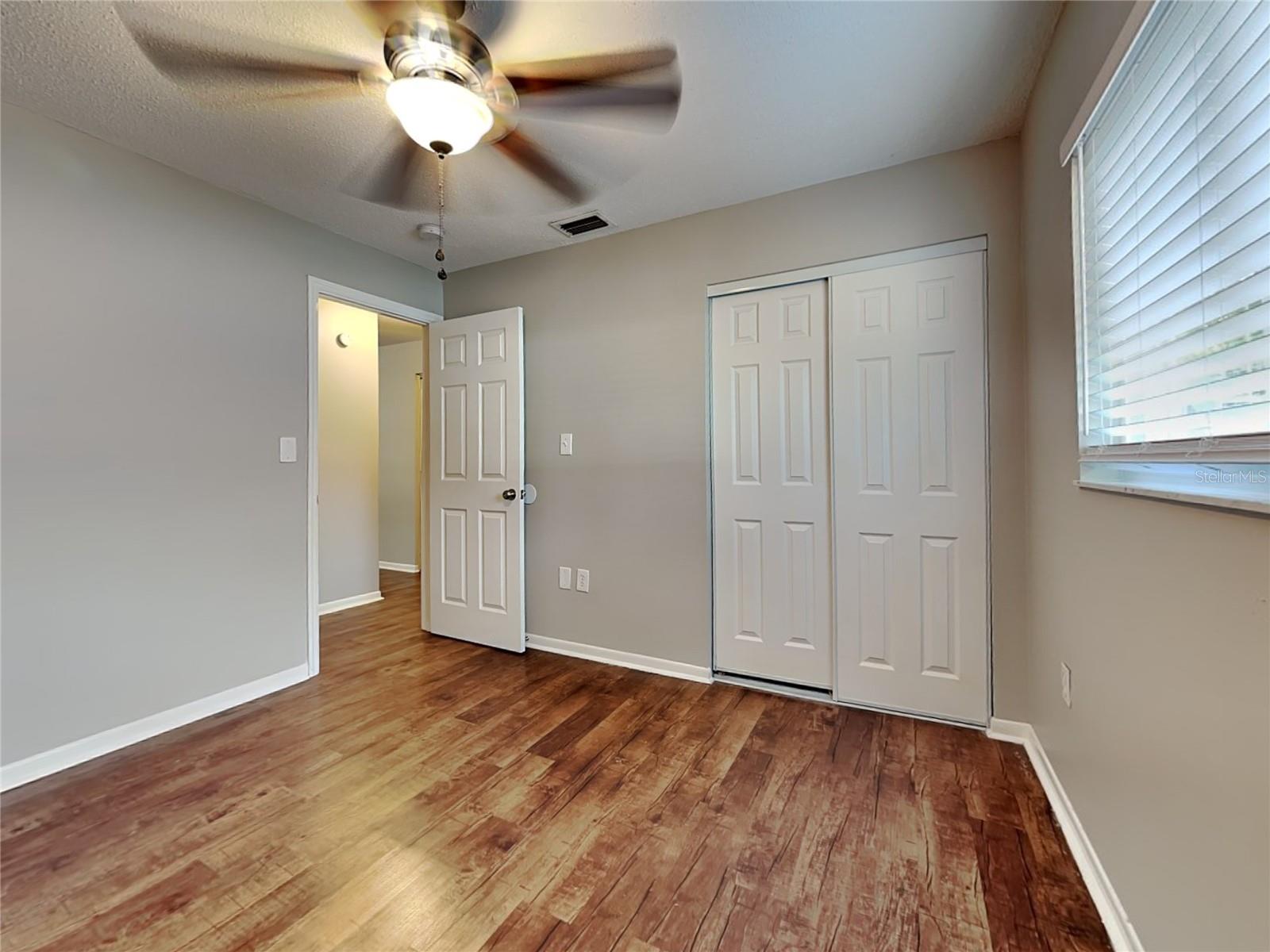Image 15 of 18 For 2407 Devonwoode Place