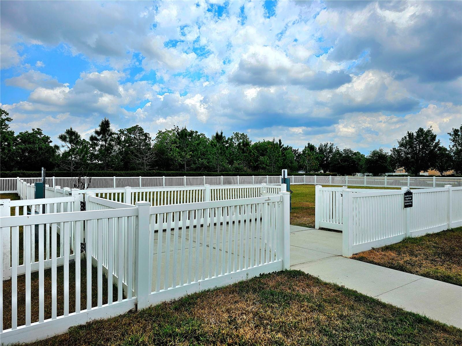Image 30 of 39 For 6937 Gideon Circle