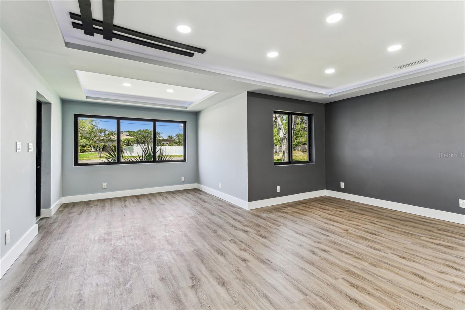 Image 16 of 71 For 400 83rd Avenue Ne