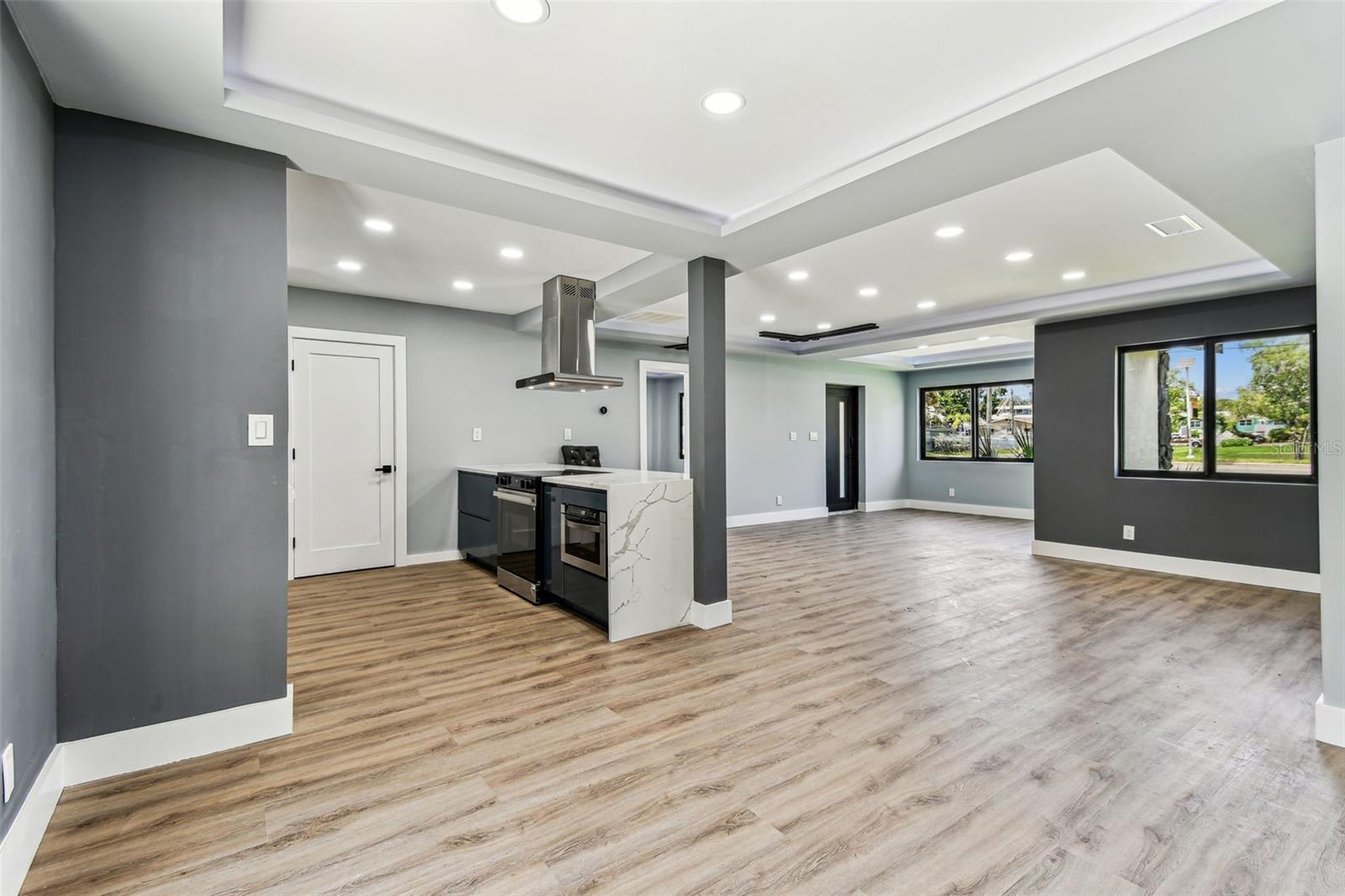 Image 19 of 71 For 400 83rd Avenue Ne