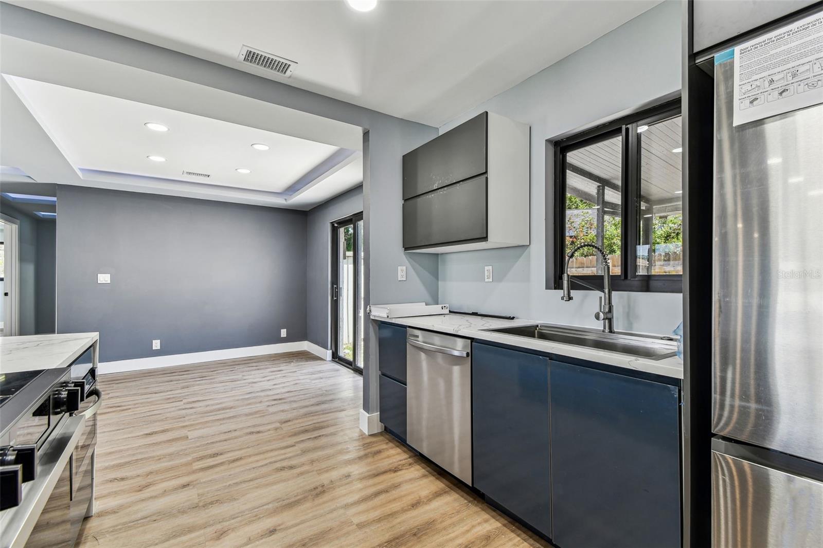 Image 25 of 71 For 400 83rd Avenue Ne