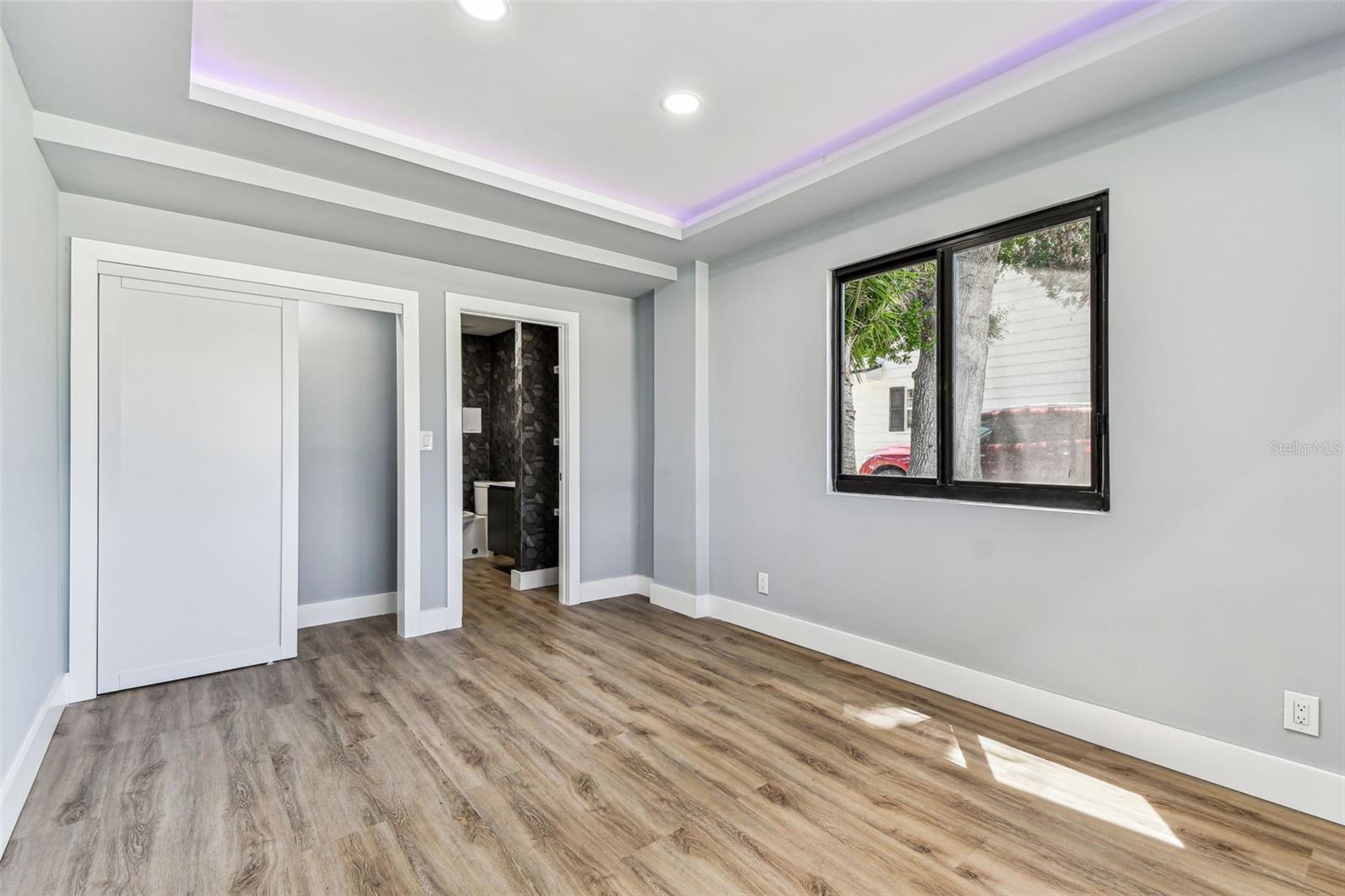 Image 43 of 71 For 400 83rd Avenue Ne