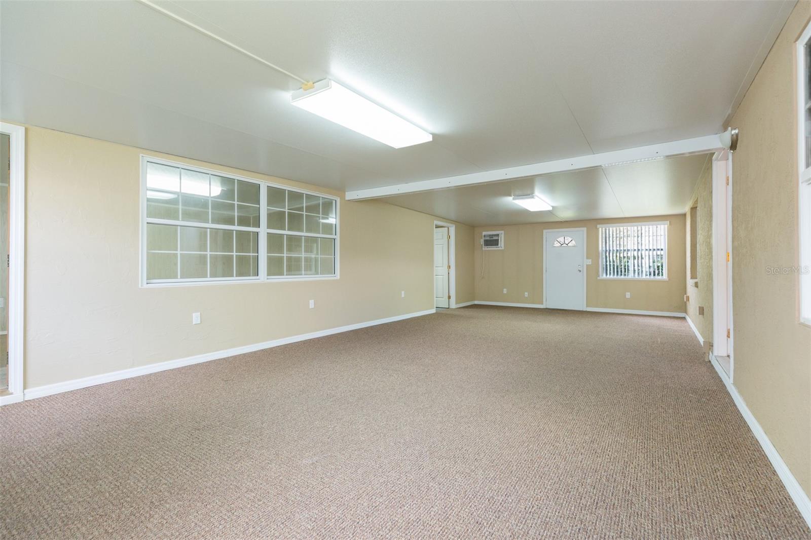 Image 34 of 68 For 39055 9th Avenue