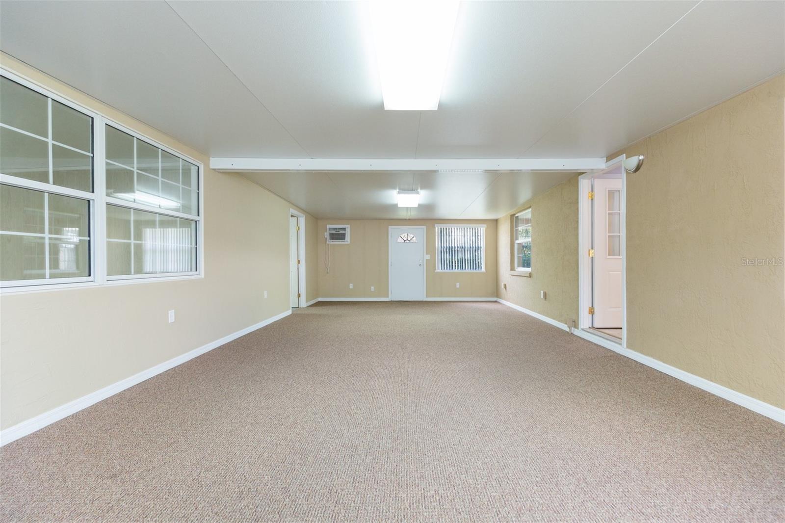 Image 35 of 68 For 39055 9th Avenue