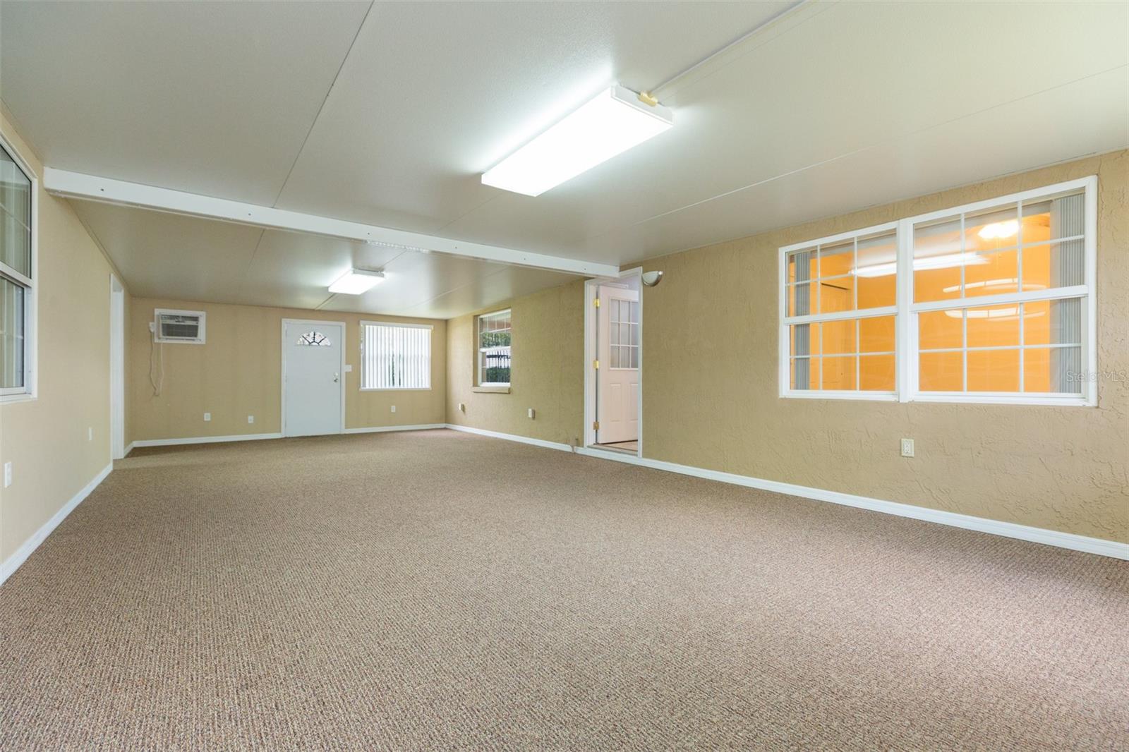 Image 36 of 68 For 39055 9th Avenue