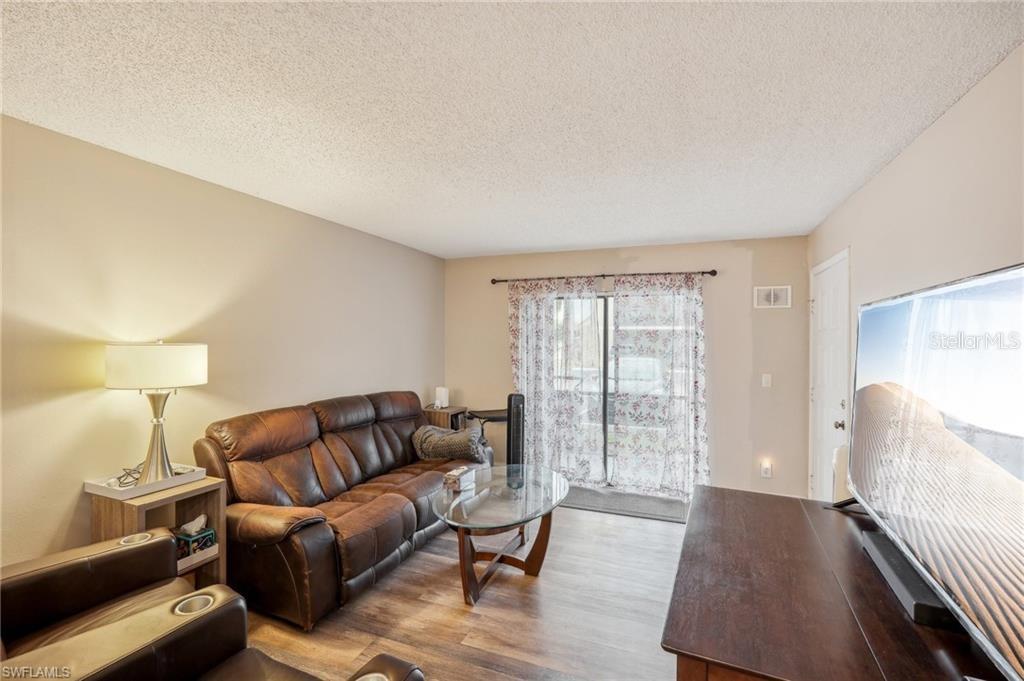 Image 3 of 16 For 5321 Summerlin Road 2108