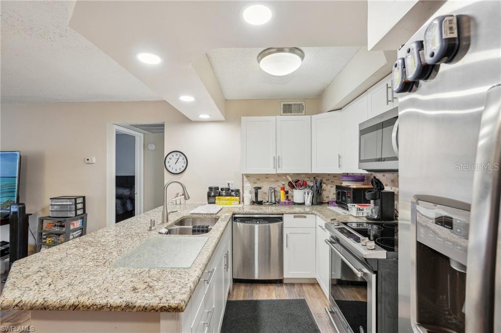 Image 7 of 16 For 5321 Summerlin Road 2108