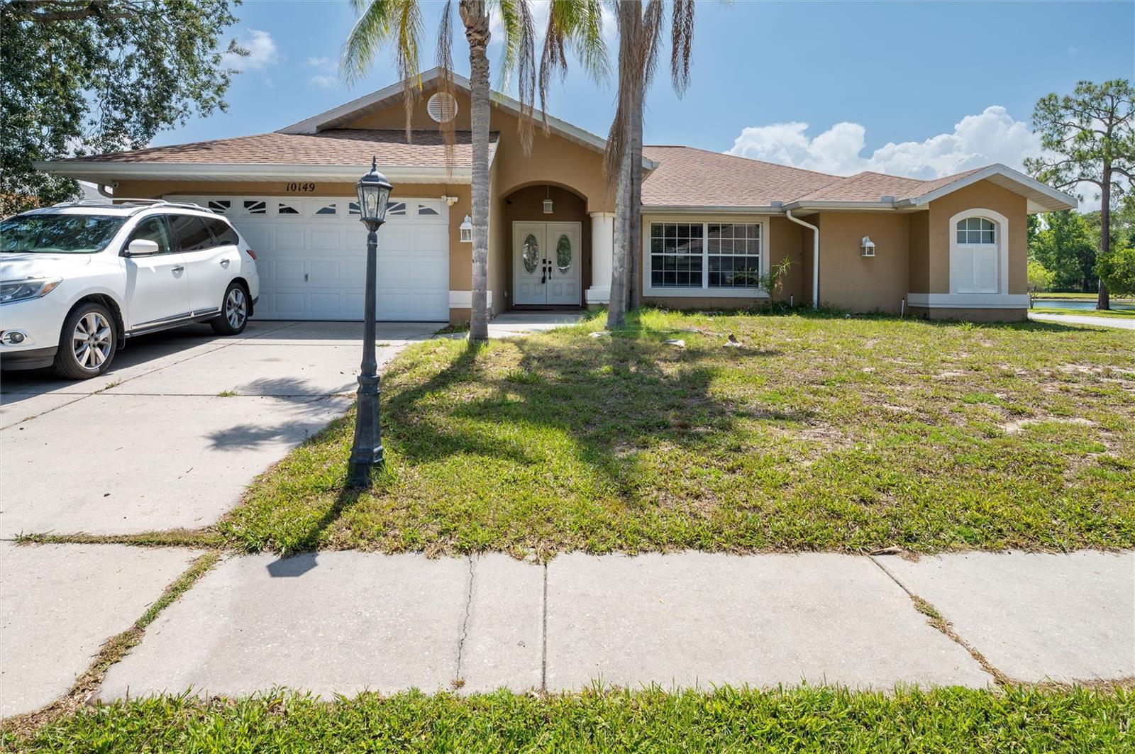 Image 2 of 38 For 10149 Briar Circle