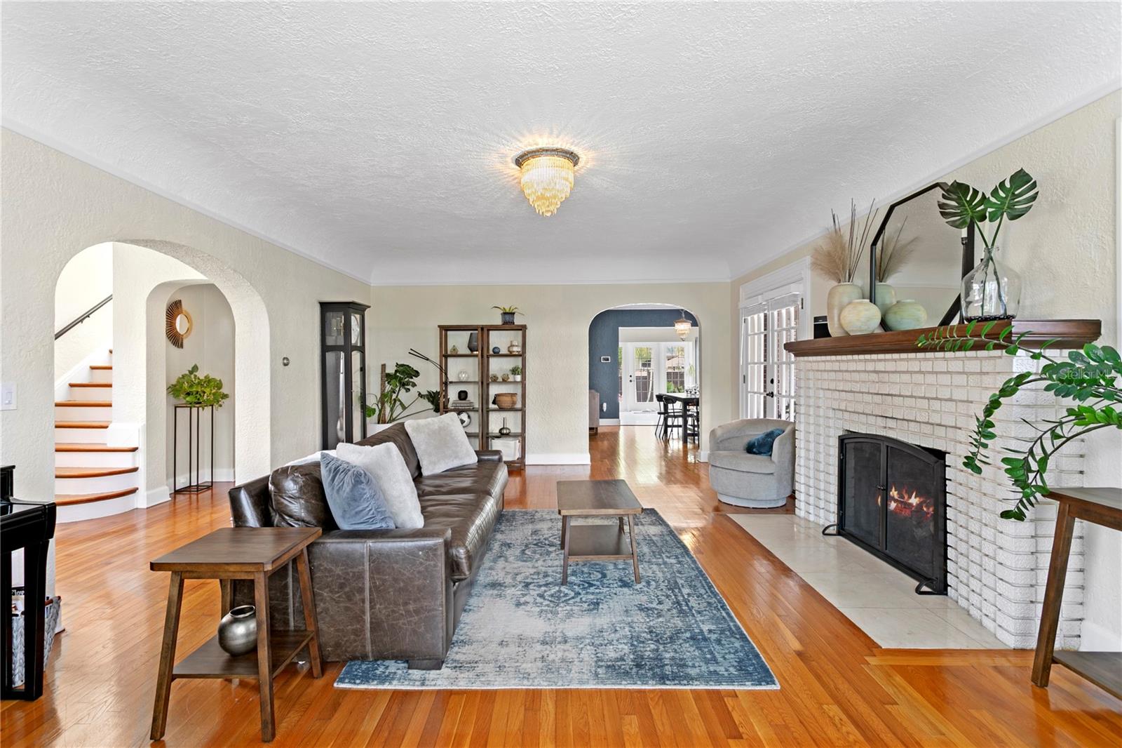 Image 15 of 55 For 126 14th Avenue Ne