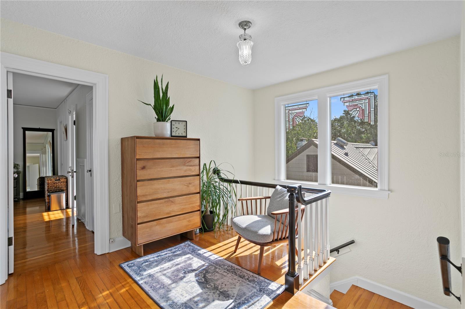 Image 35 of 55 For 126 14th Avenue Ne