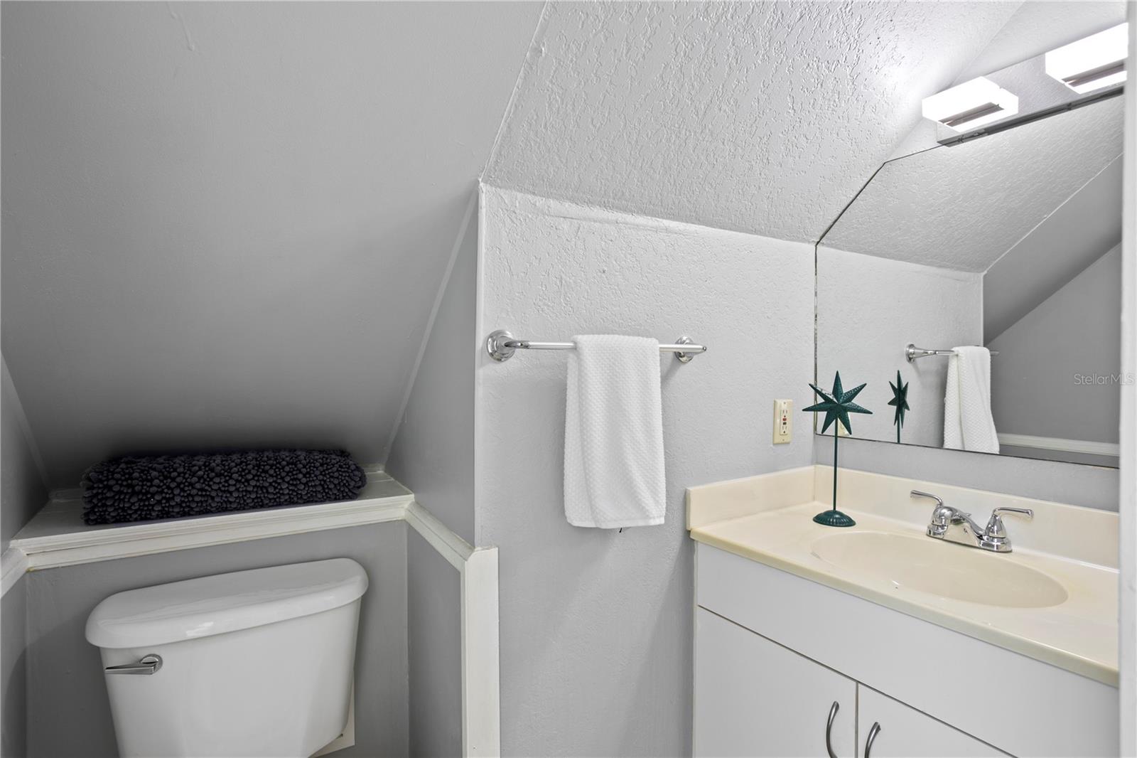 Image 54 of 55 For 126 14th Avenue Ne