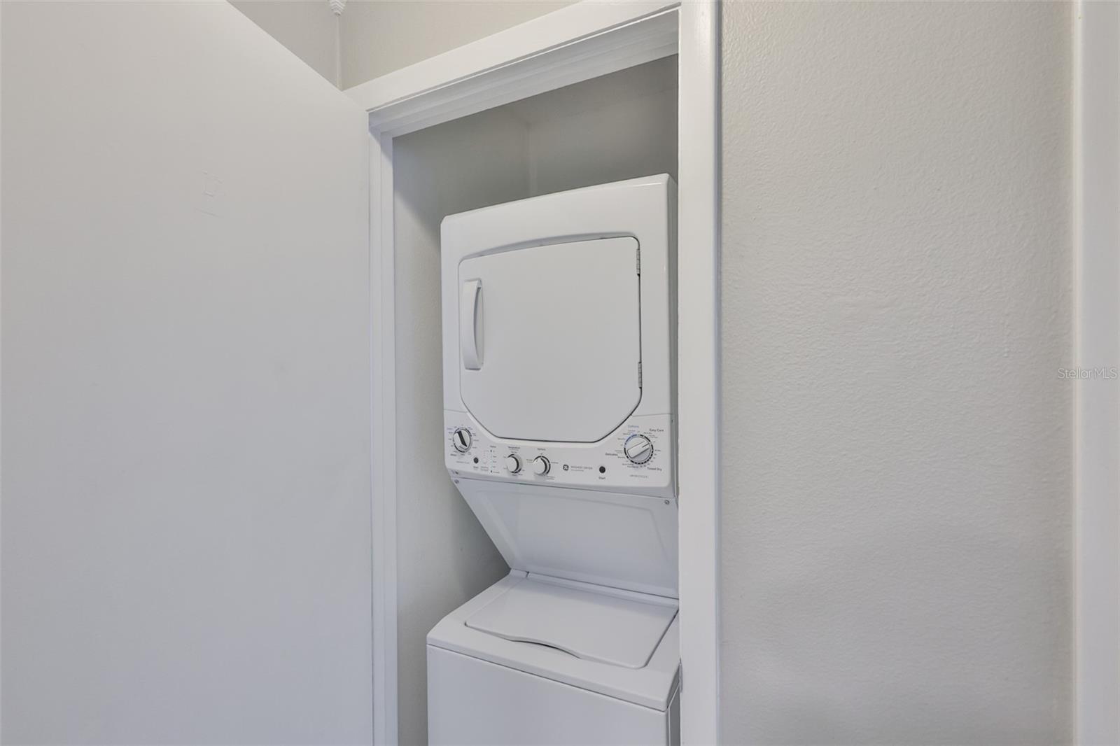 Image 11 of 24 For 4801 Mcelroy Avenue D104