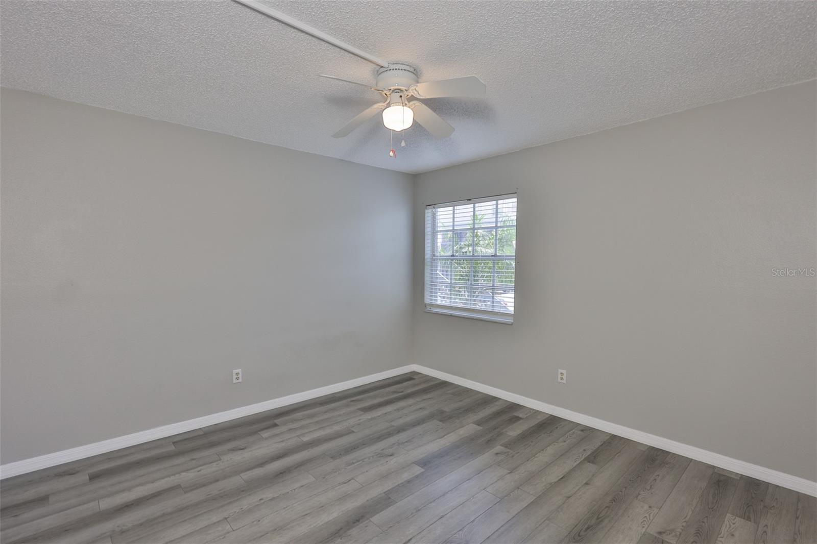 Image 13 of 24 For 4801 Mcelroy Avenue D104