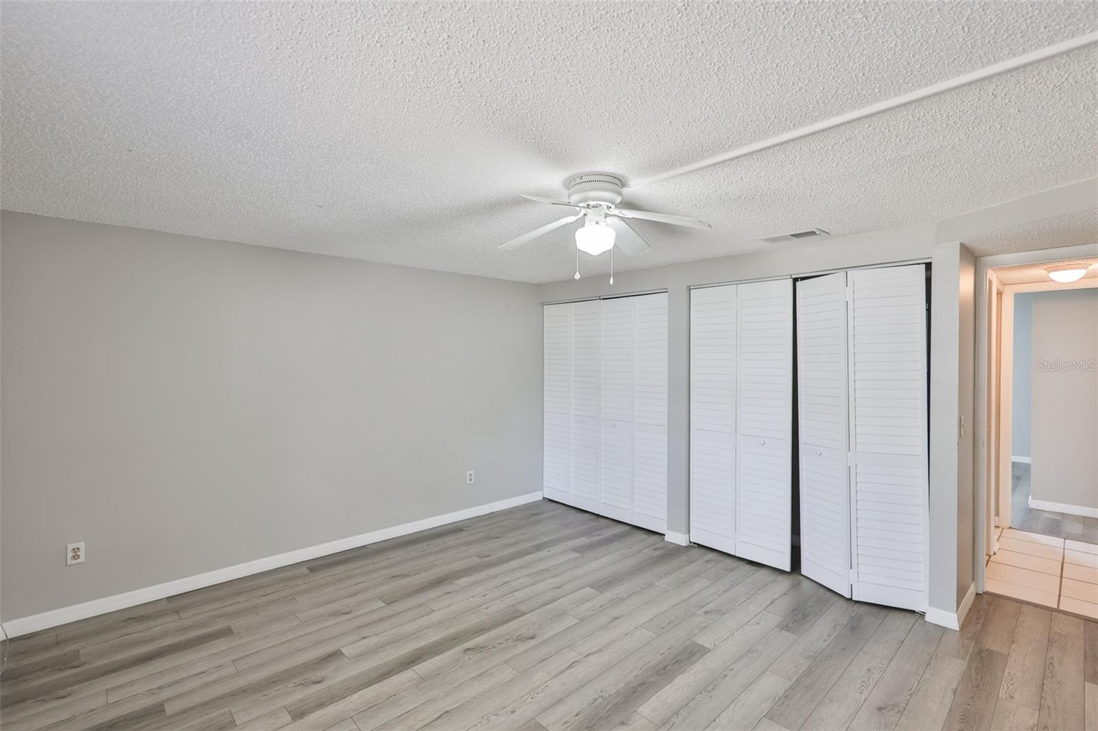 Image 17 of 24 For 4801 Mcelroy Avenue D104
