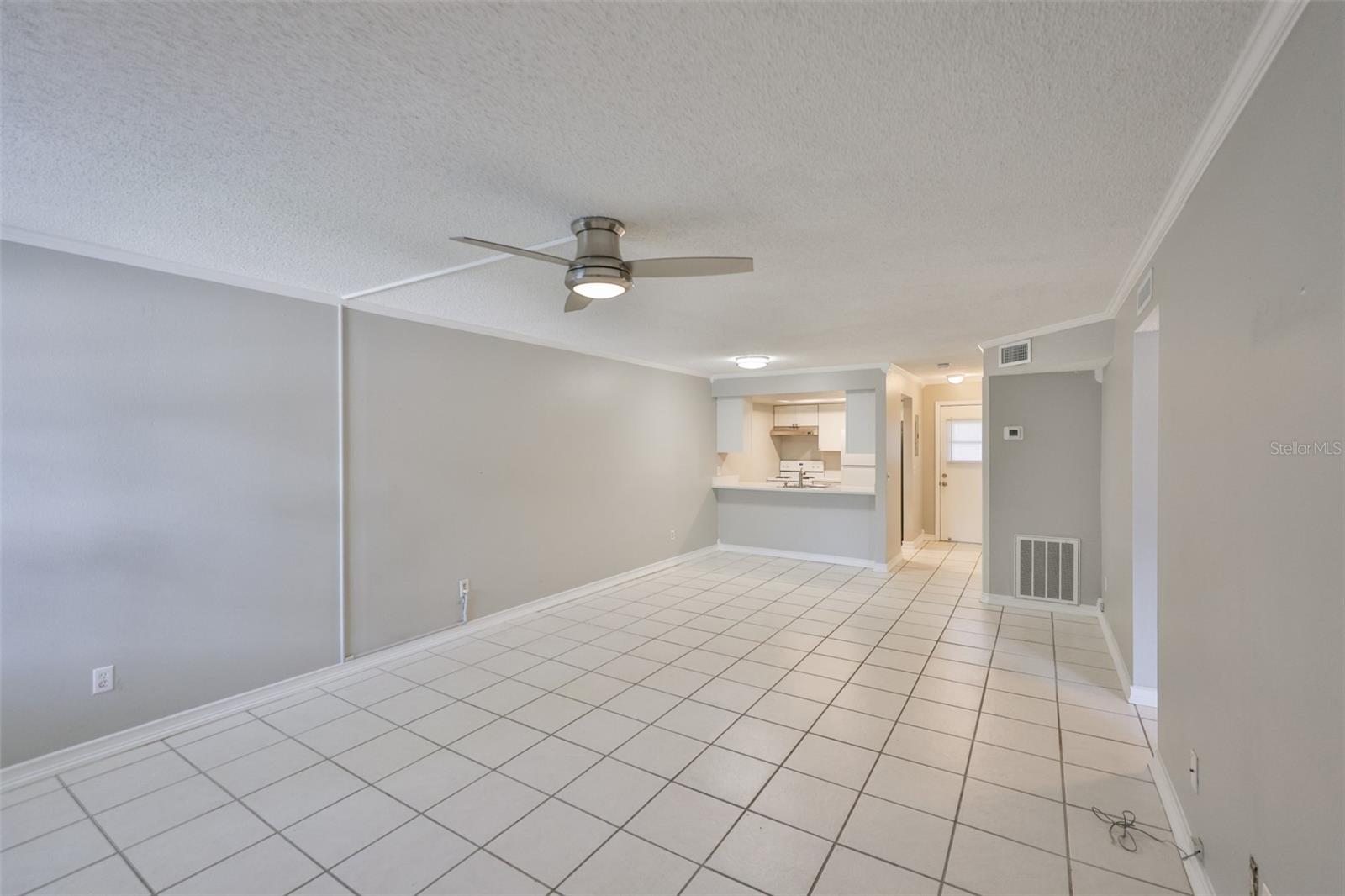 Image 3 of 24 For 4801 Mcelroy Avenue D104