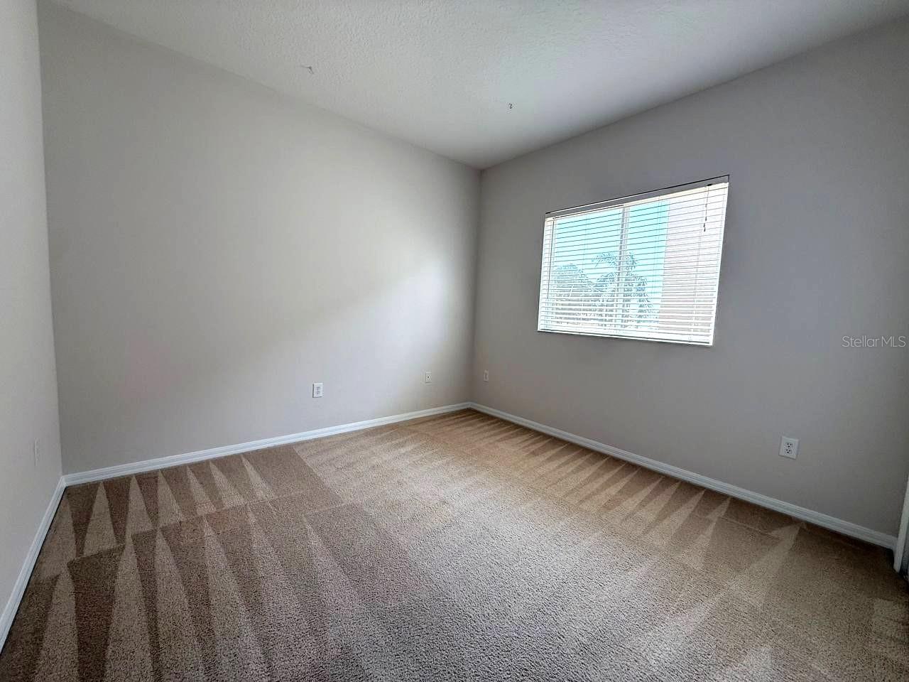 Image 20 of 30 For 11007 Hoffner Edge Drive