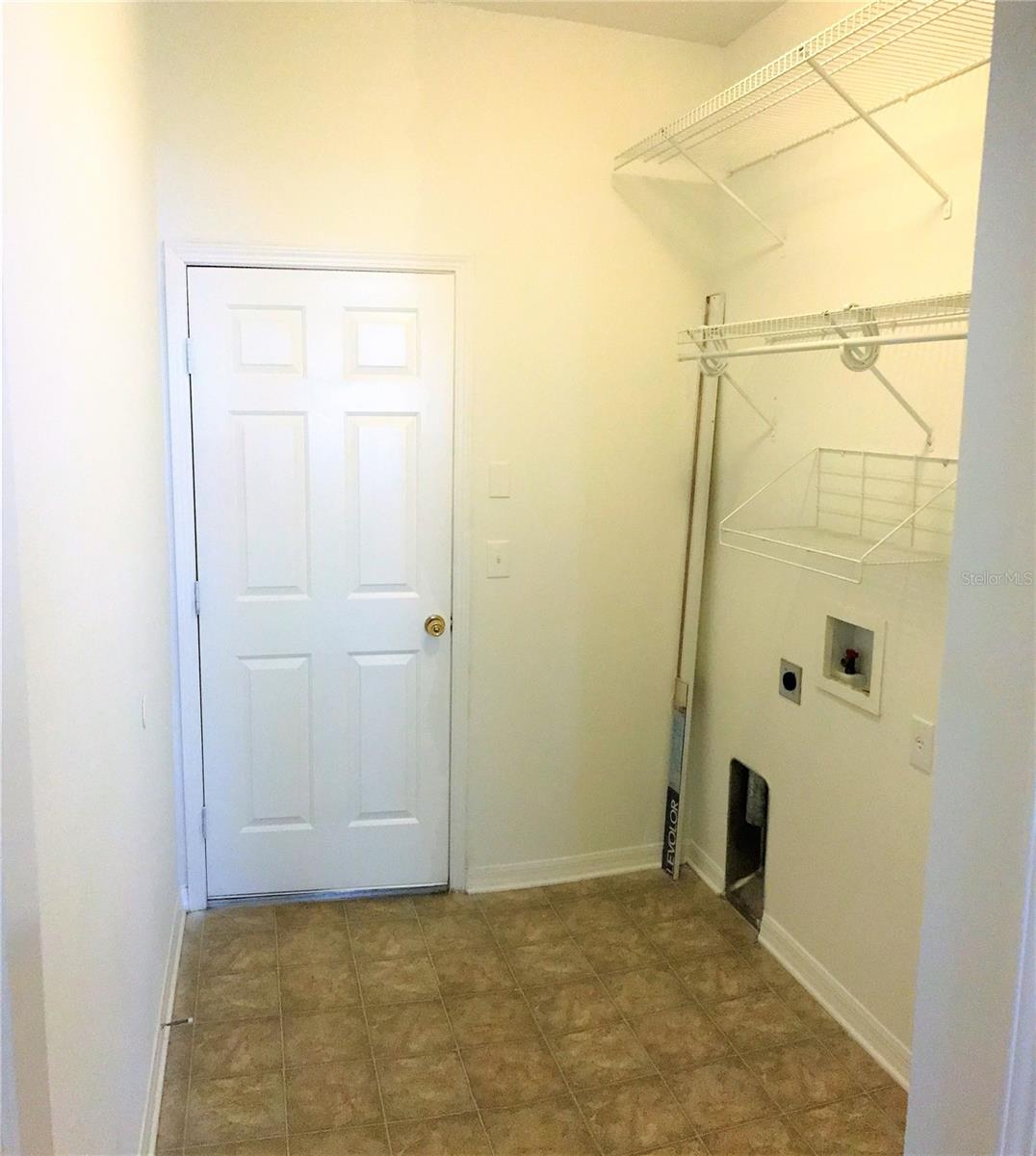 Image 21 of 30 For 11007 Hoffner Edge Drive