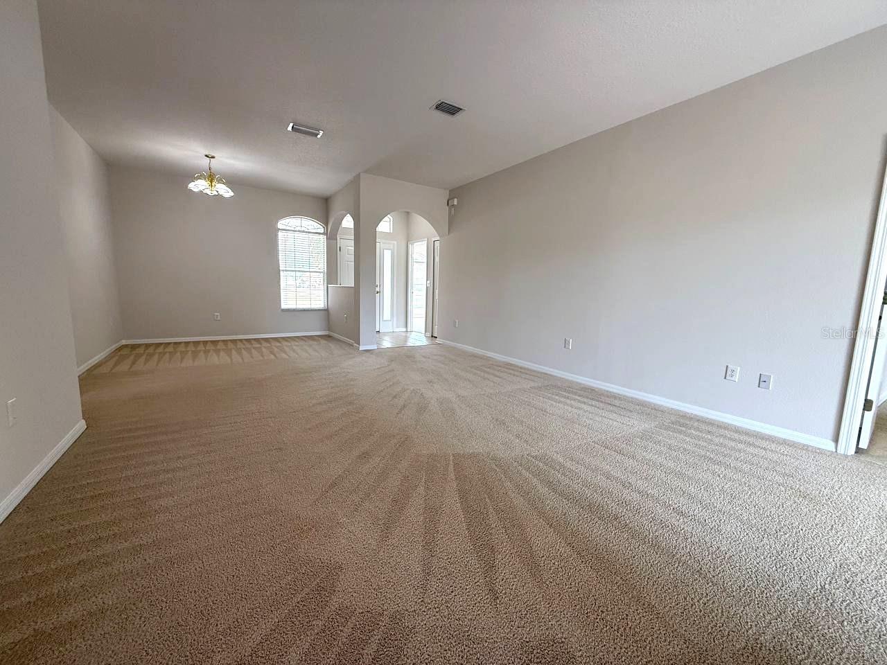 Image 4 of 30 For 11007 Hoffner Edge Drive