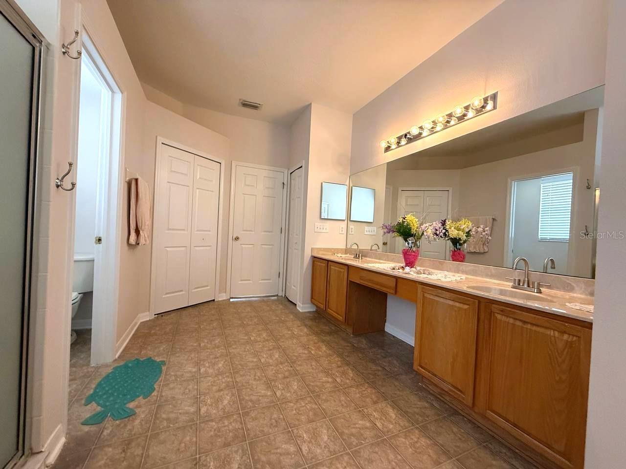Image 8 of 30 For 11007 Hoffner Edge Drive
