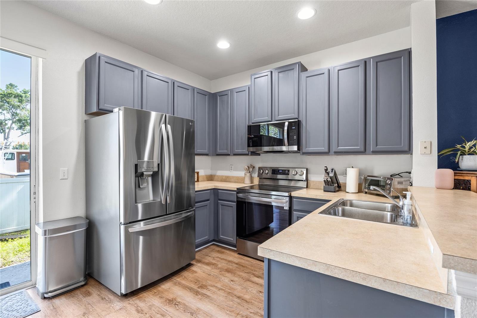 Image 11 of 26 For 6541 Black Mangrove Drive