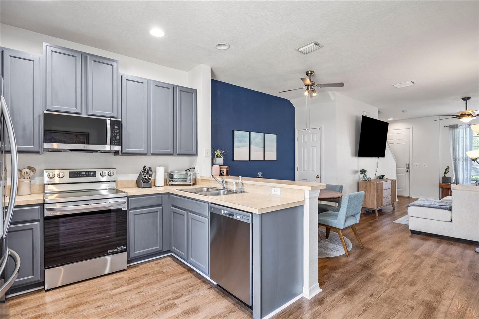 Image 12 of 26 For 6541 Black Mangrove Drive
