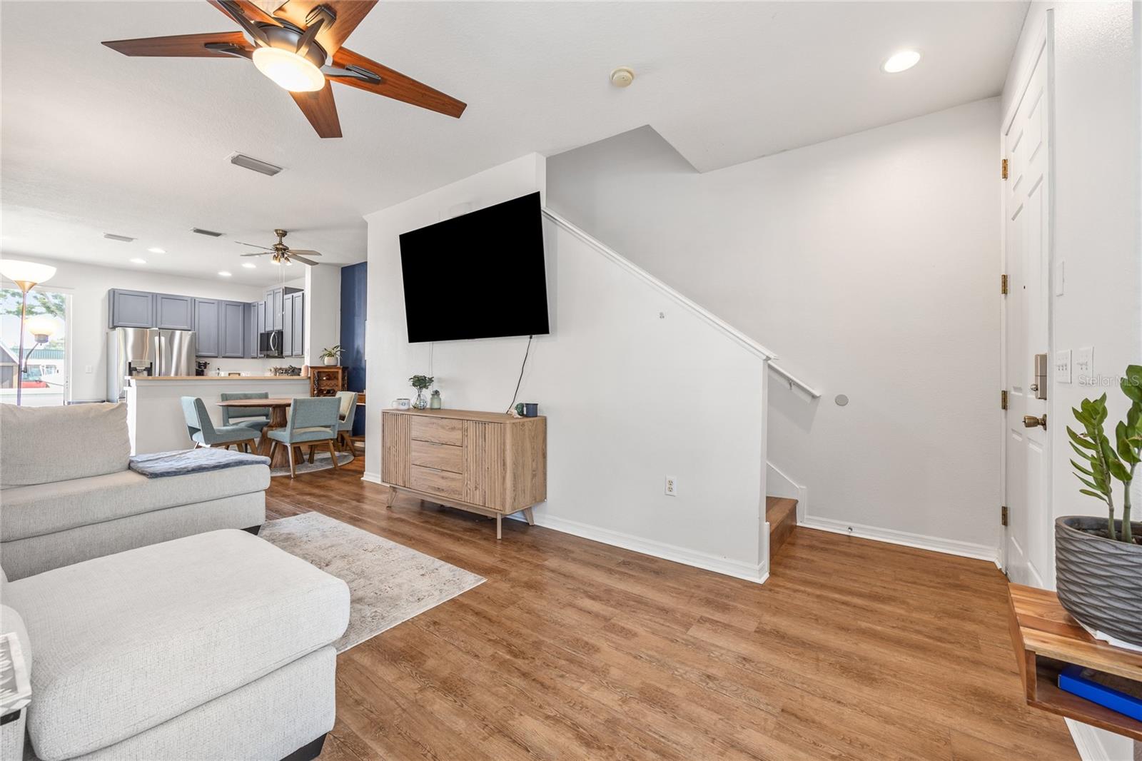 Image 5 of 26 For 6541 Black Mangrove Drive