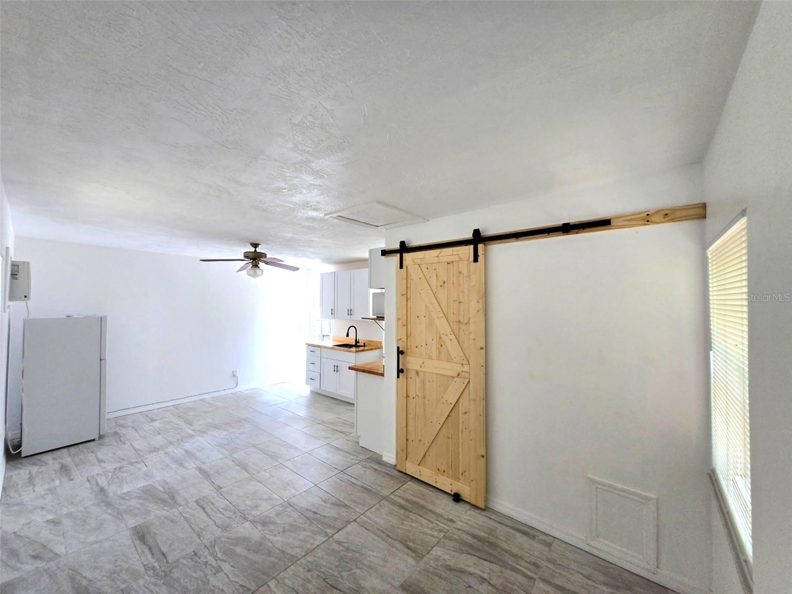 Image 9 of 13 For 1611 Canterbury Road N