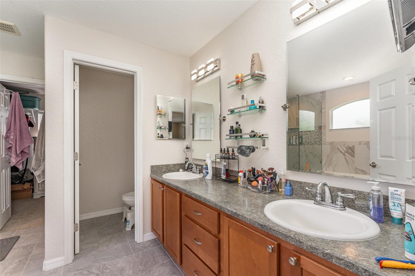 Image 14 of 24 For 2721 Stonewood Drive