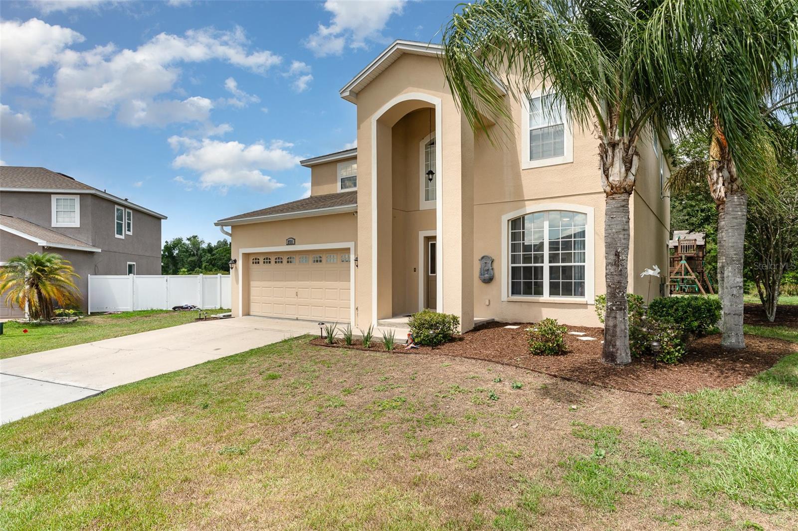 Image 2 of 24 For 2721 Stonewood Drive