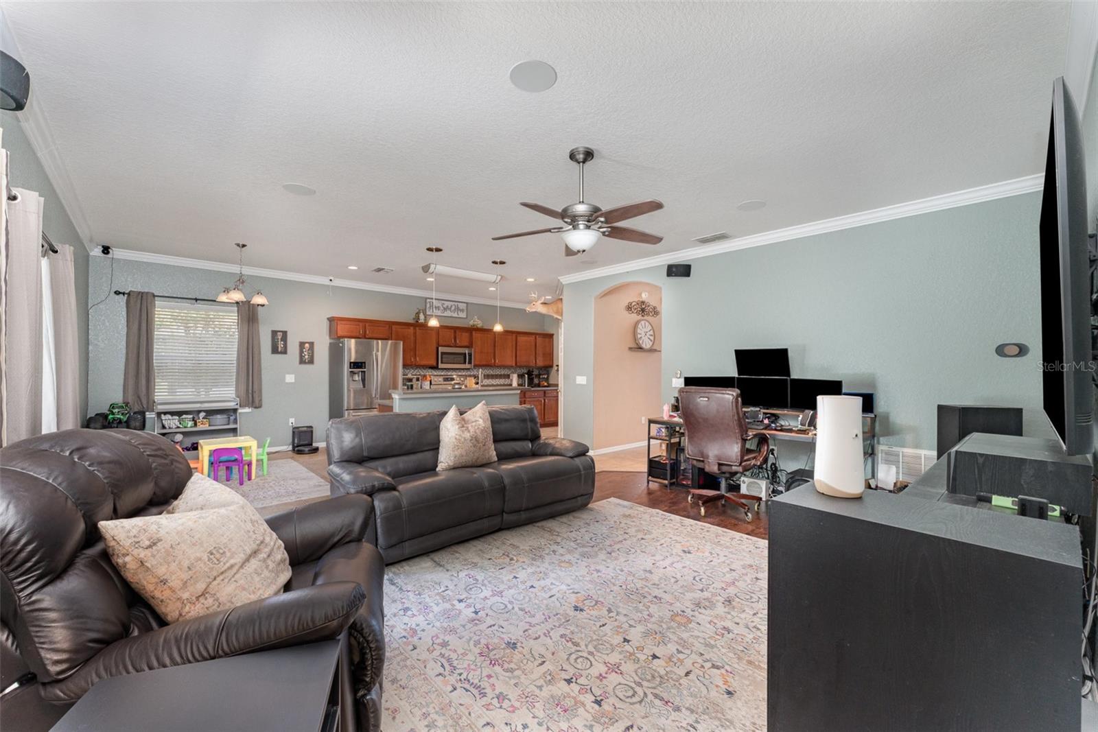 Image 5 of 24 For 2721 Stonewood Drive