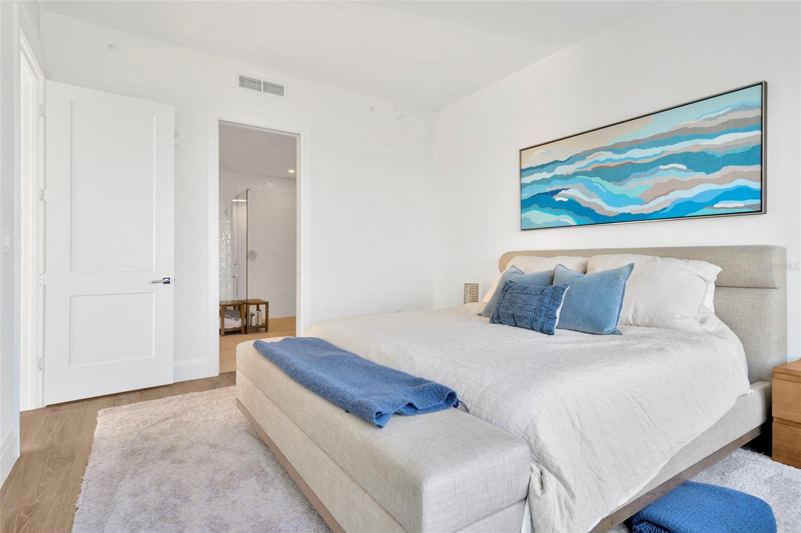 Image 16 of 48 For 2910 W Barcelona Street 1004