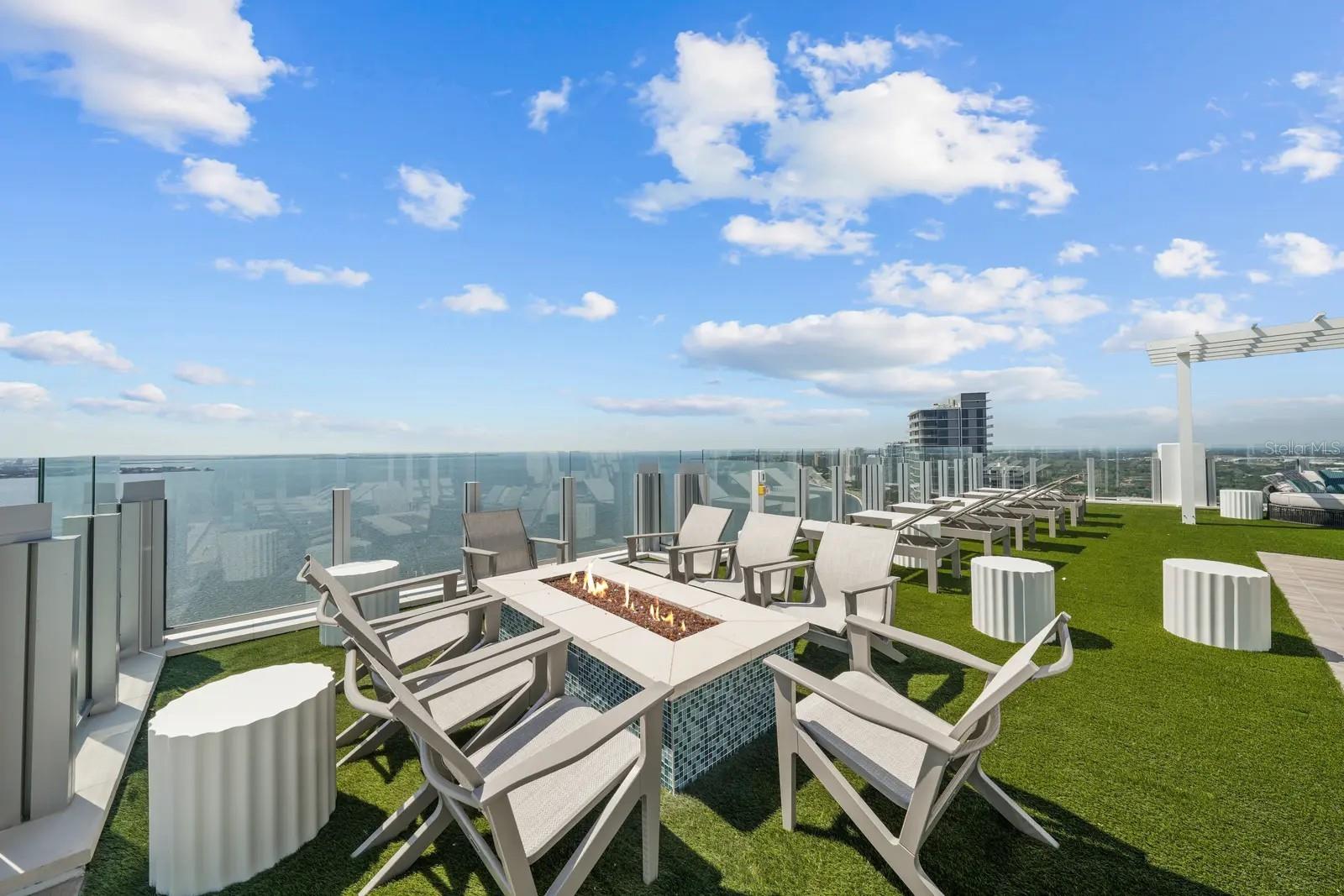 Image 40 of 48 For 2910 W Barcelona Street 1004