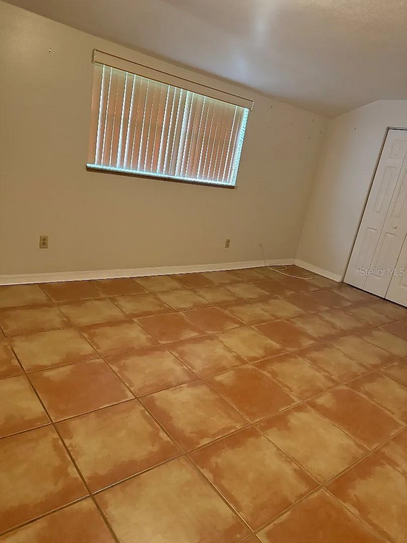 Image 4 of 9 For 1035 Lake Parker Drive 15