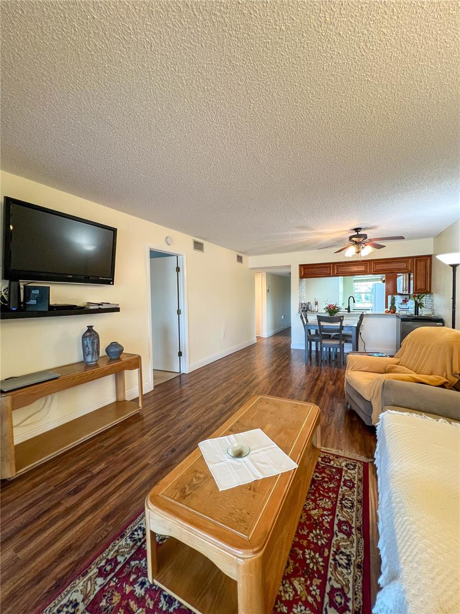 Image 18 of 58 For 9860 62nd Terrace N 1013
