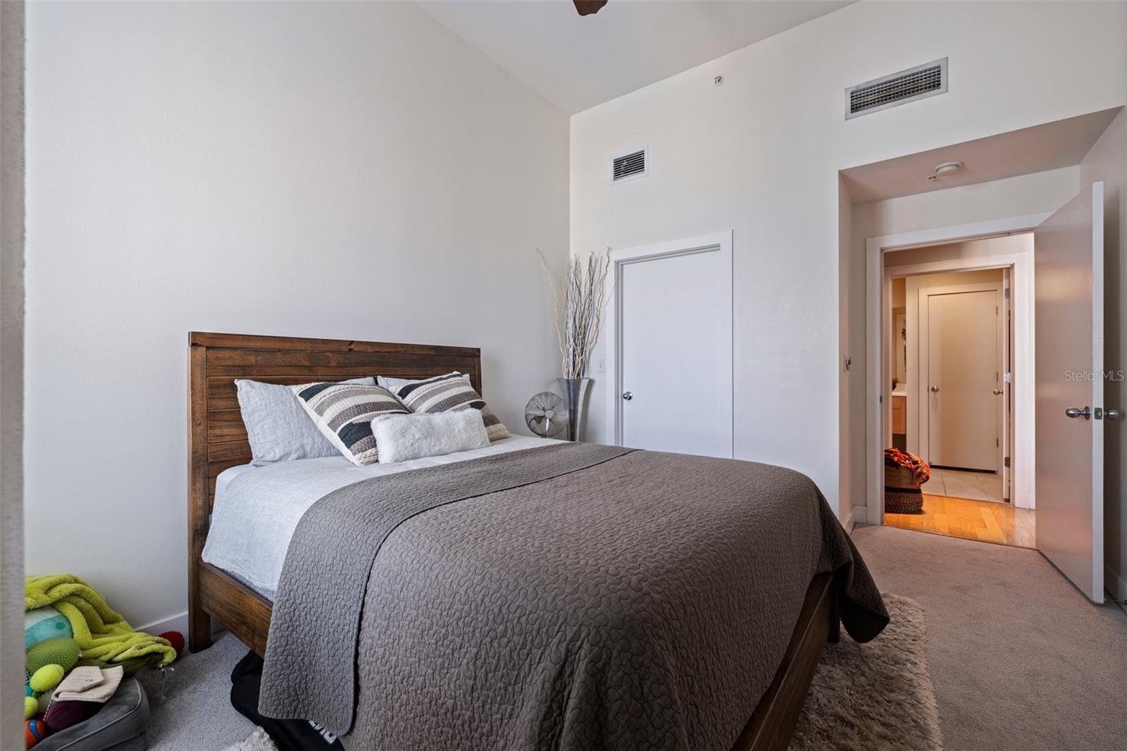 Image 23 of 45 For 1208 Kennedy Boulevard 831