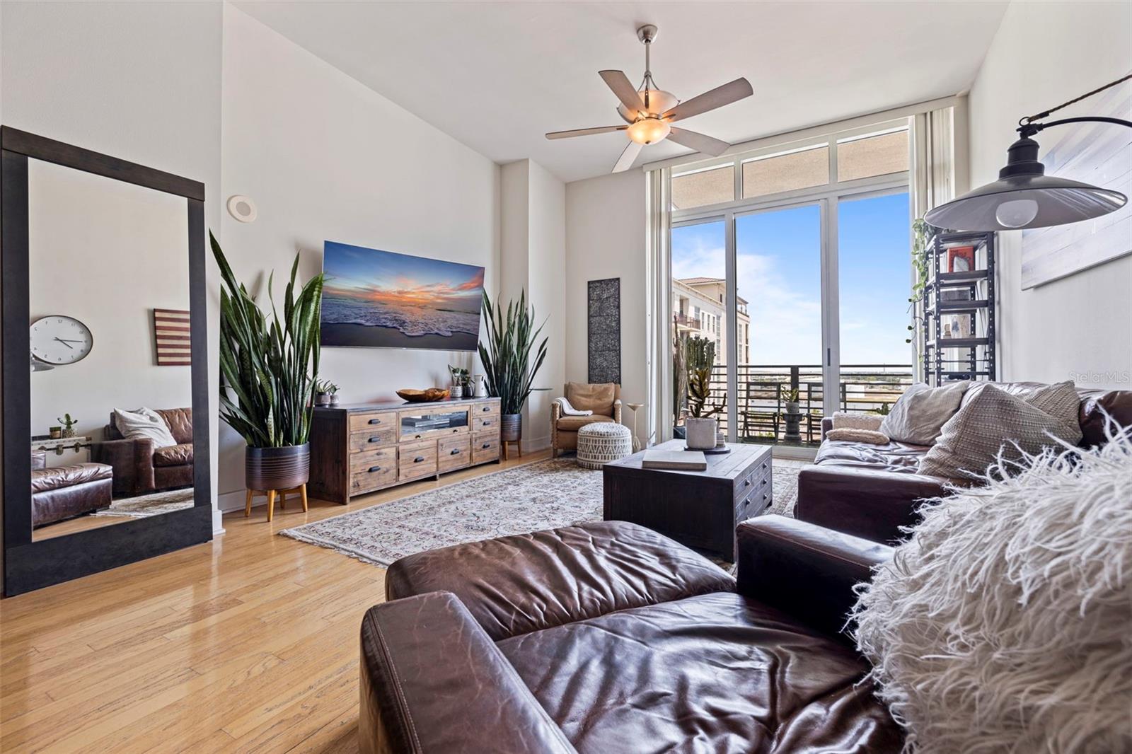 Image 3 of 45 For 1208 Kennedy Boulevard 831