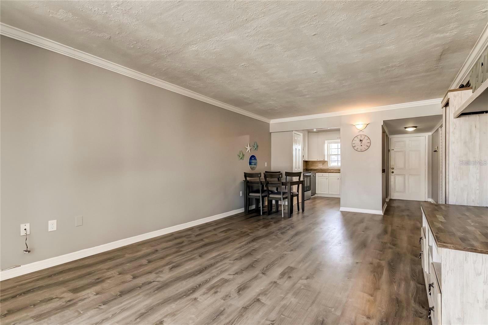 Image 11 of 58 For 10530 77th Terrace 224