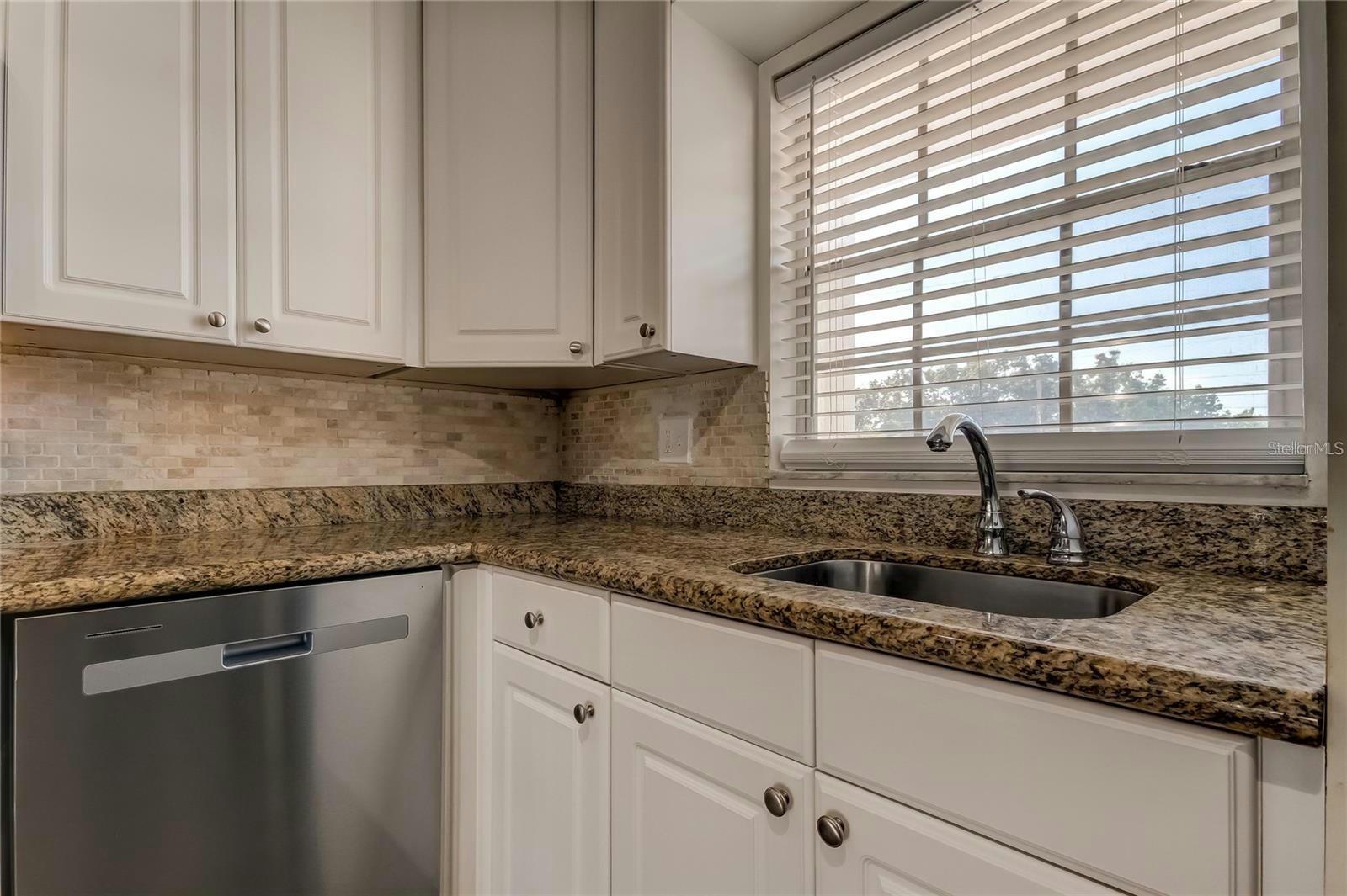 Image 15 of 58 For 10530 77th Terrace 224