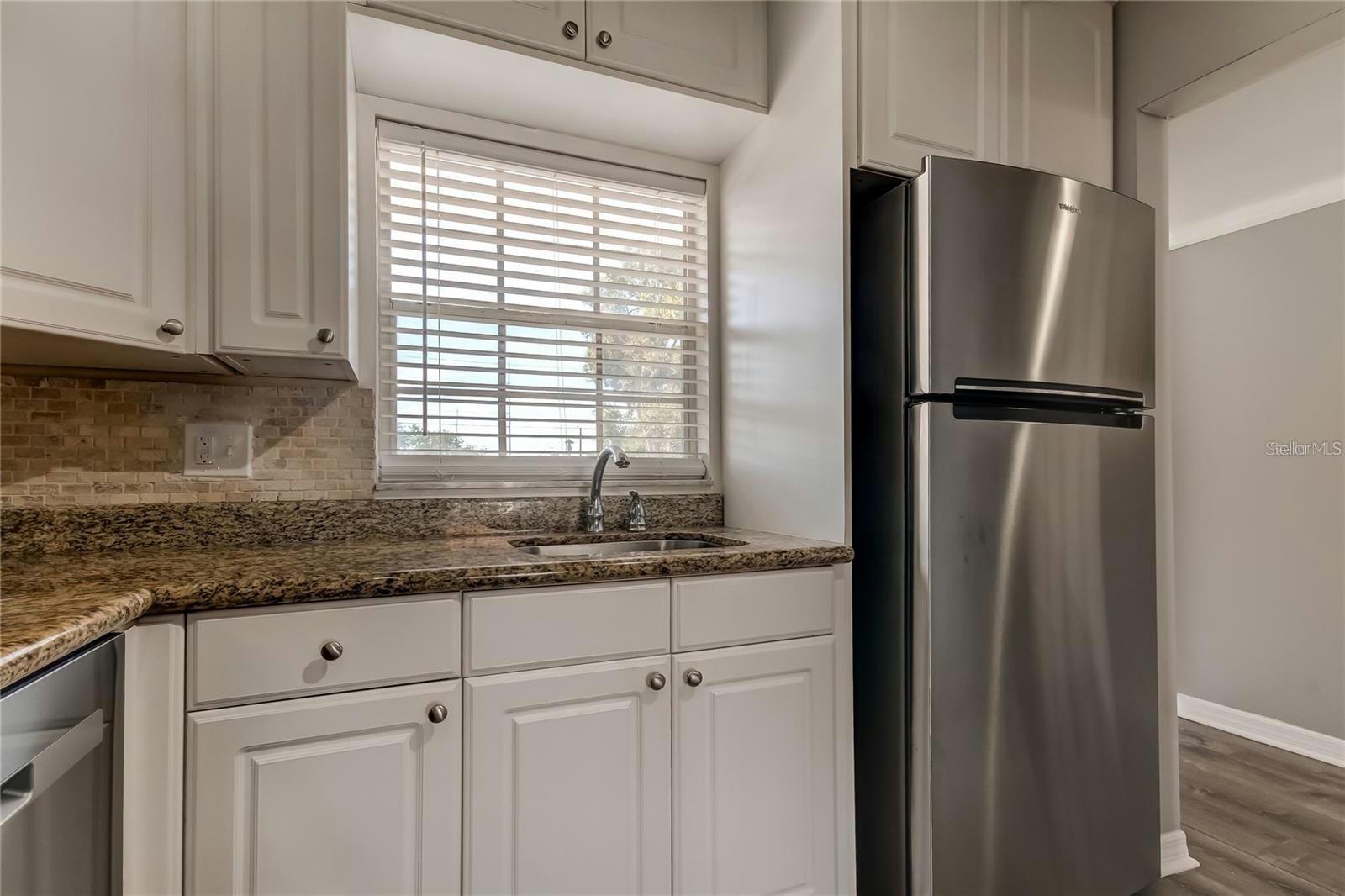 Image 4 of 58 For 10530 77th Terrace 224