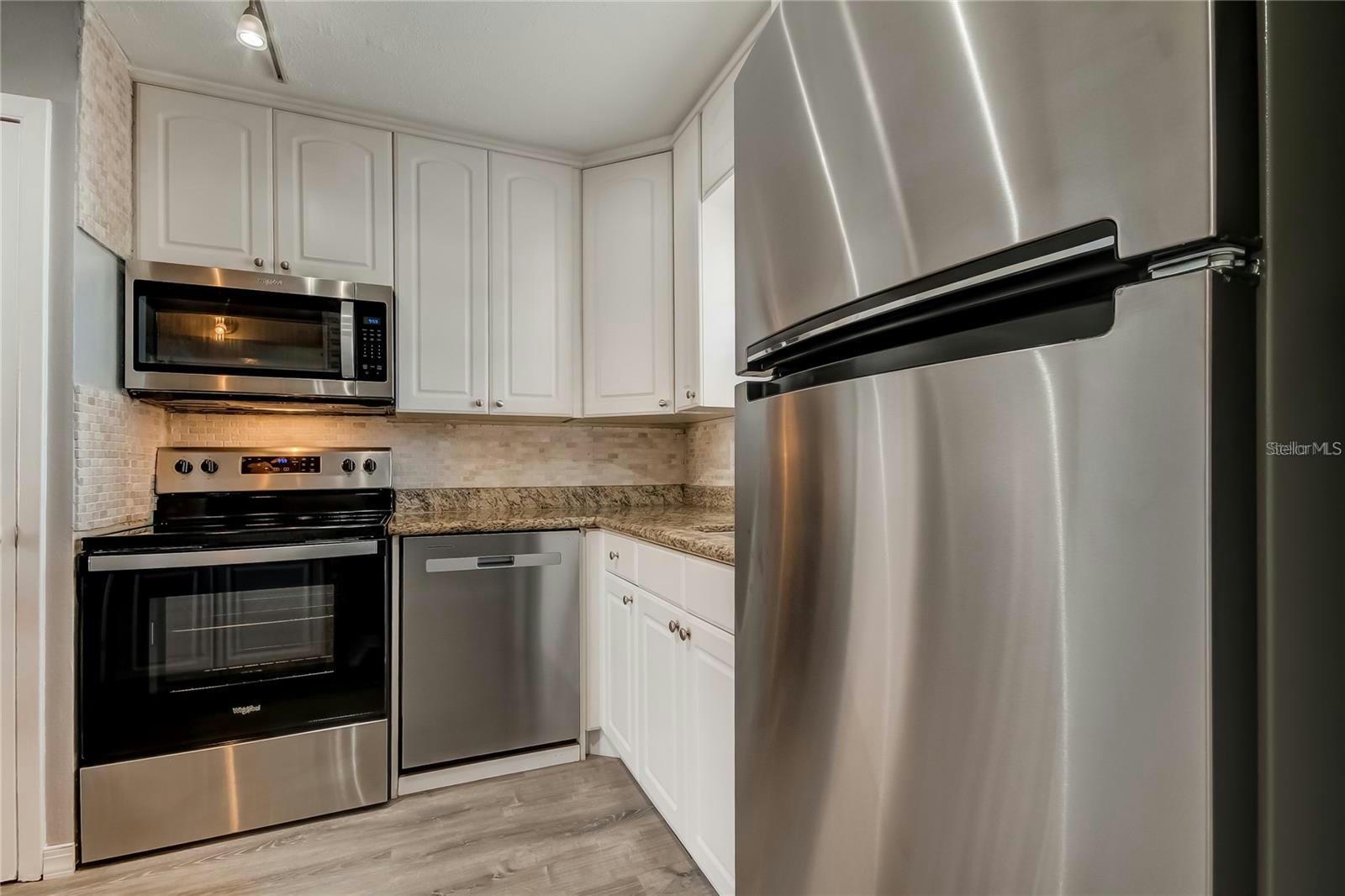Image 5 of 58 For 10530 77th Terrace 224