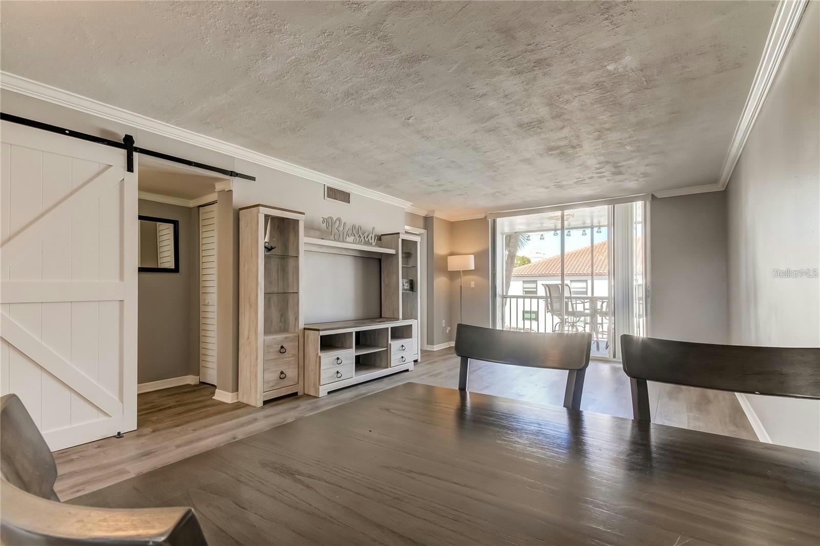 Image 7 of 58 For 10530 77th Terrace 224
