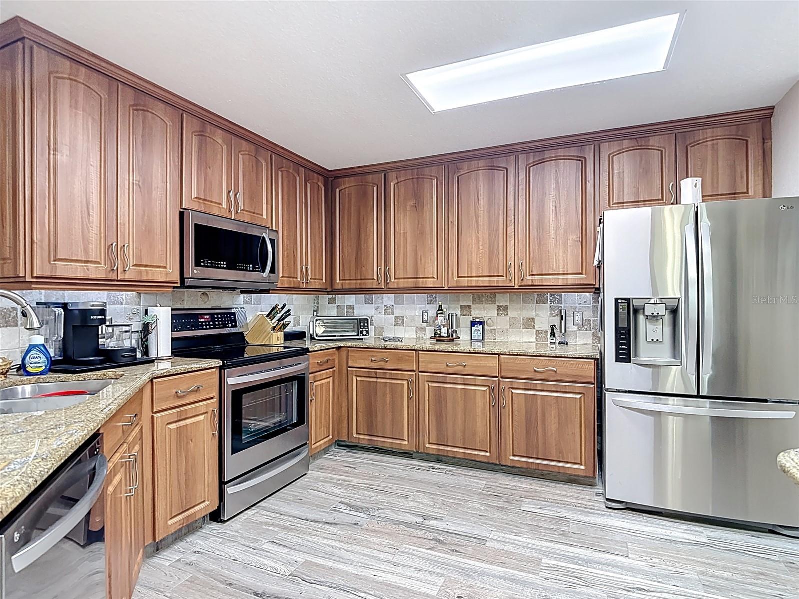Image 15 of 64 For 1628 Lullwater Lane