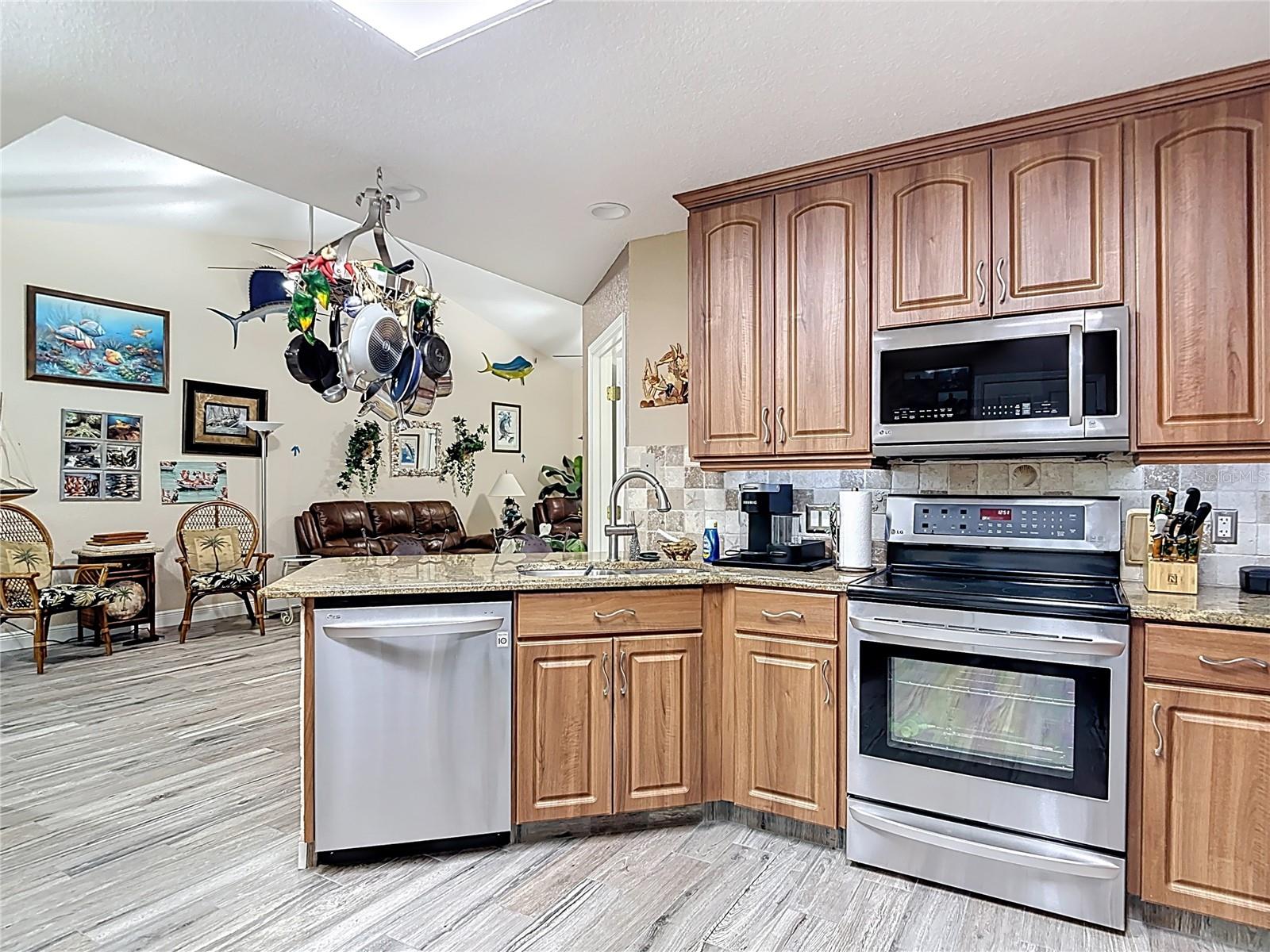 Image 17 of 64 For 1628 Lullwater Lane