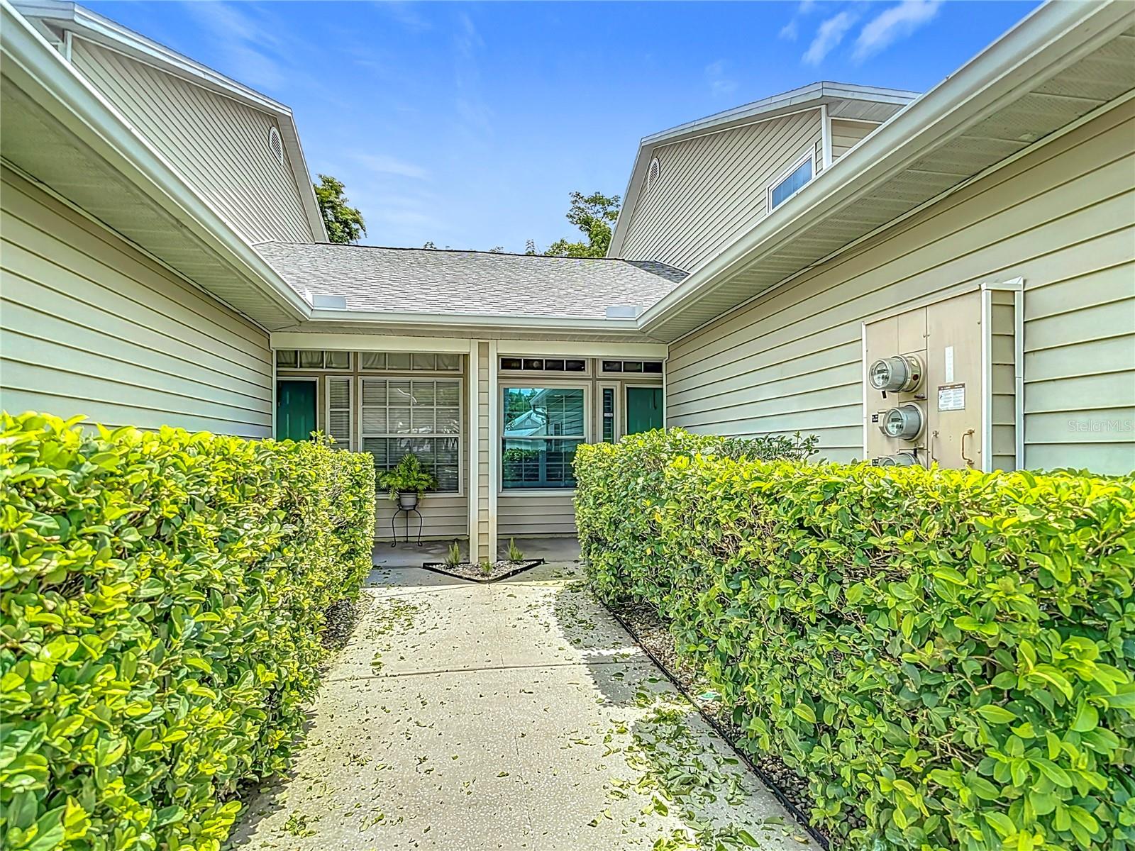 Image 4 of 64 For 1628 Lullwater Lane