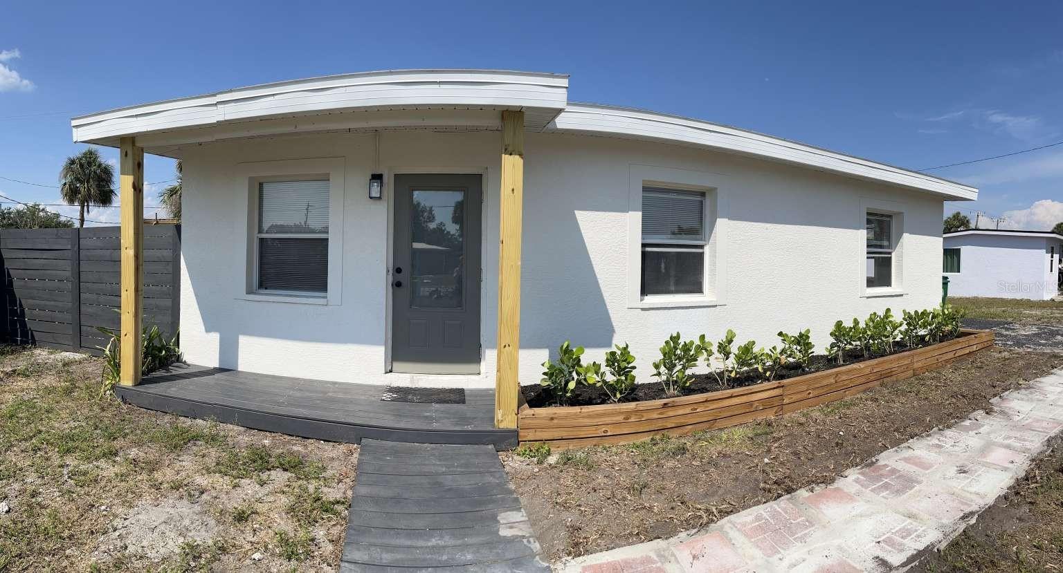 Details for 203 Martin Drive Ne, PORT CHARLOTTE, FL 33952