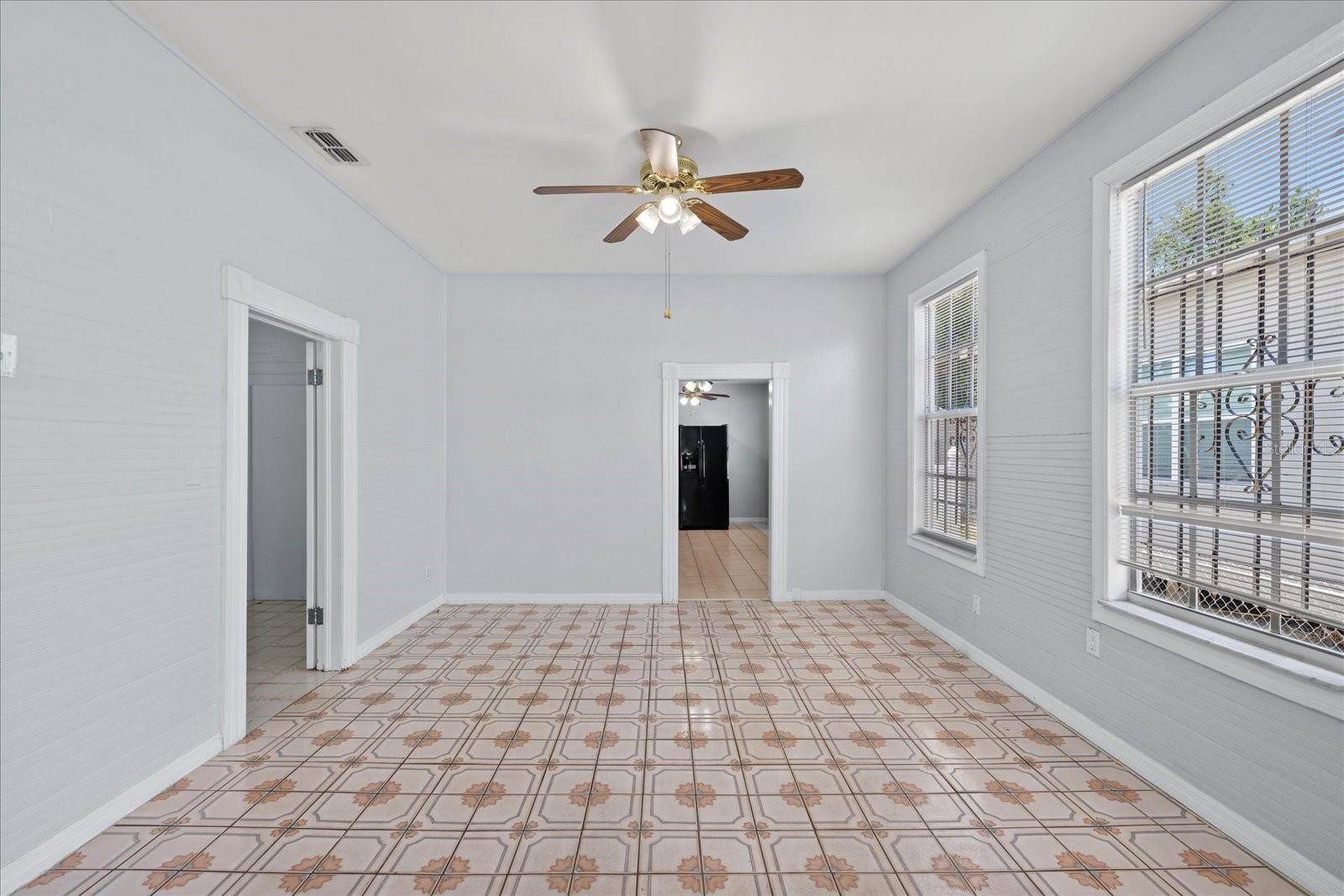 Image 6 of 38 For 2306 Ivy Street