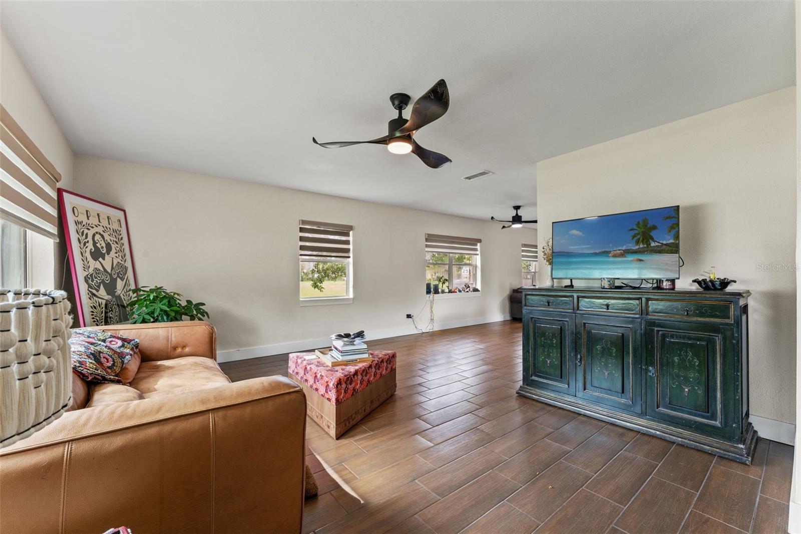 Image 11 of 43 For 4600 Chancellor Street Ne